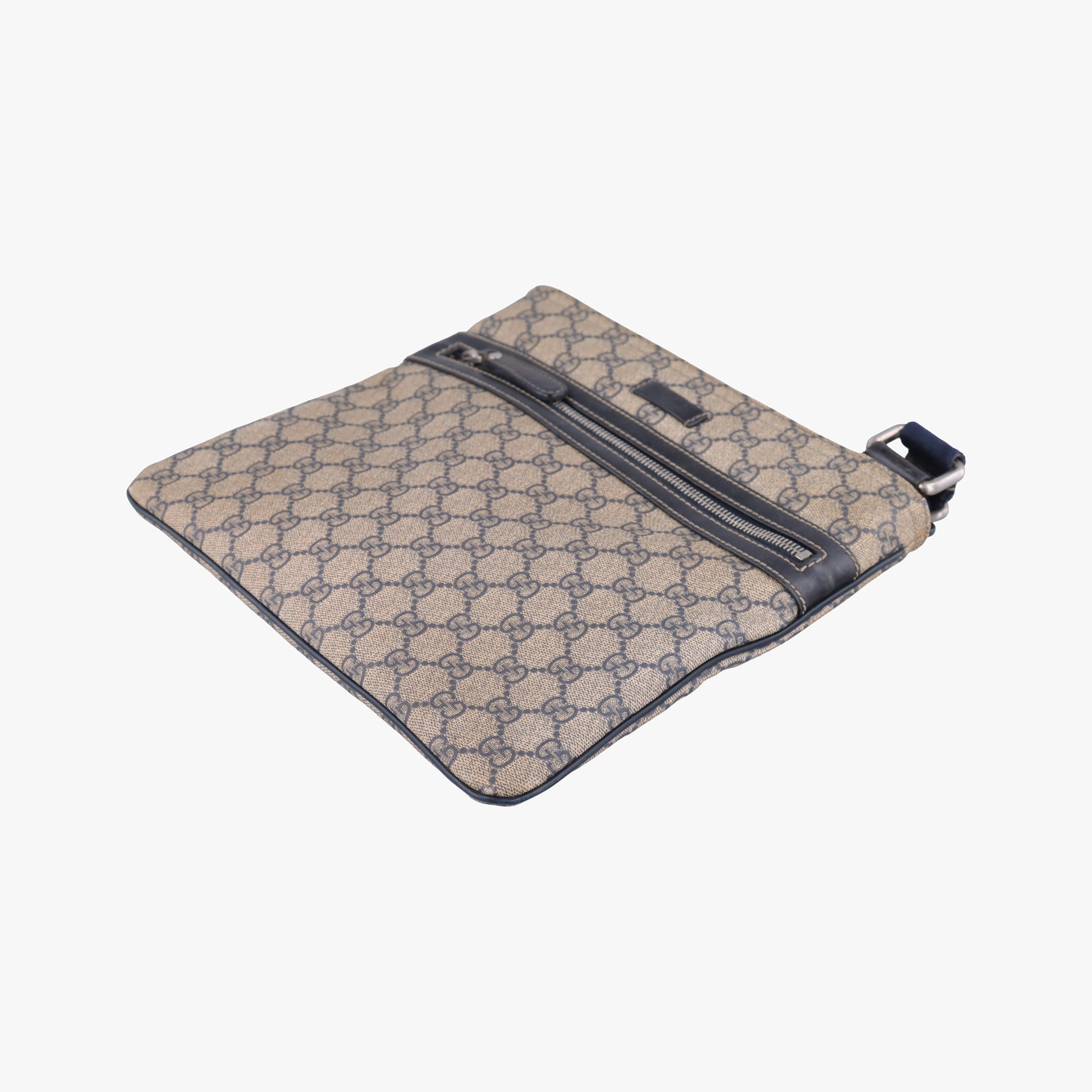 Pre-owned Gucci GG Supreme Messenger Brown×Navy PVC coated canvas 295257 shoulderbag | stylenewstar