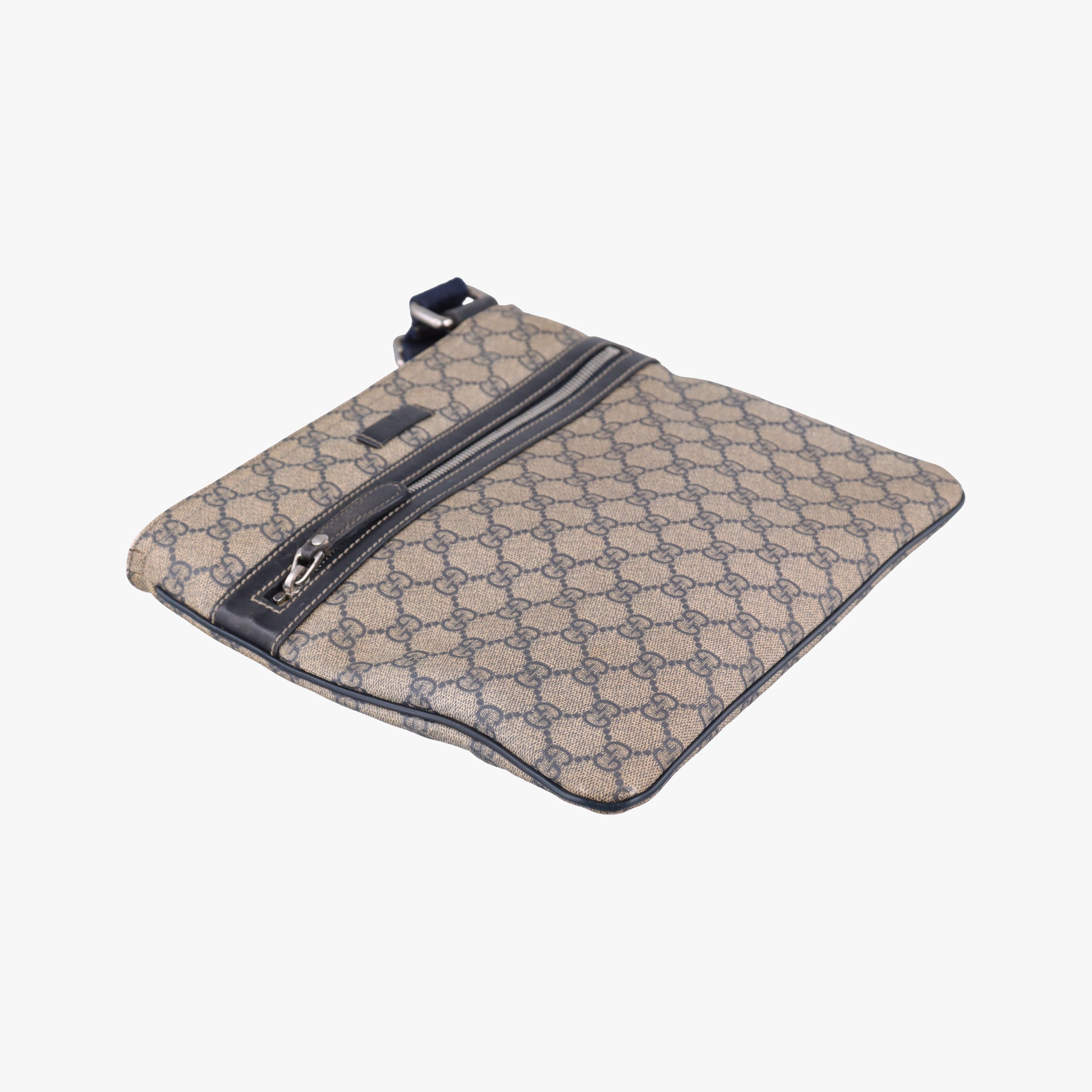 Pre-owned Gucci GG Supreme Messenger Brown×Navy PVC coated canvas 295257 shoulderbag | stylenewstar