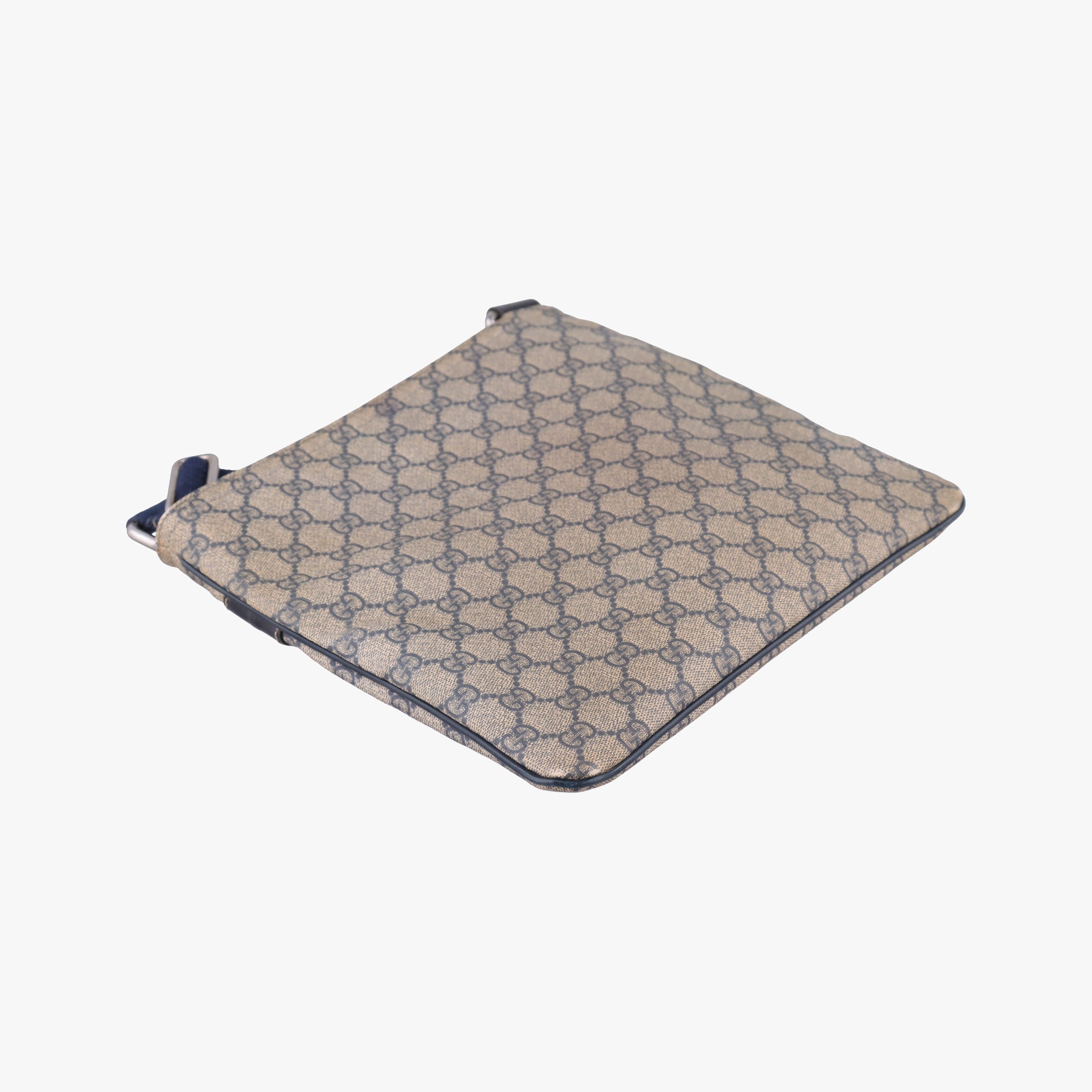 Pre-owned Gucci GG Supreme Messenger Brown×Navy PVC coated canvas 295257 shoulderbag | stylenewstar
