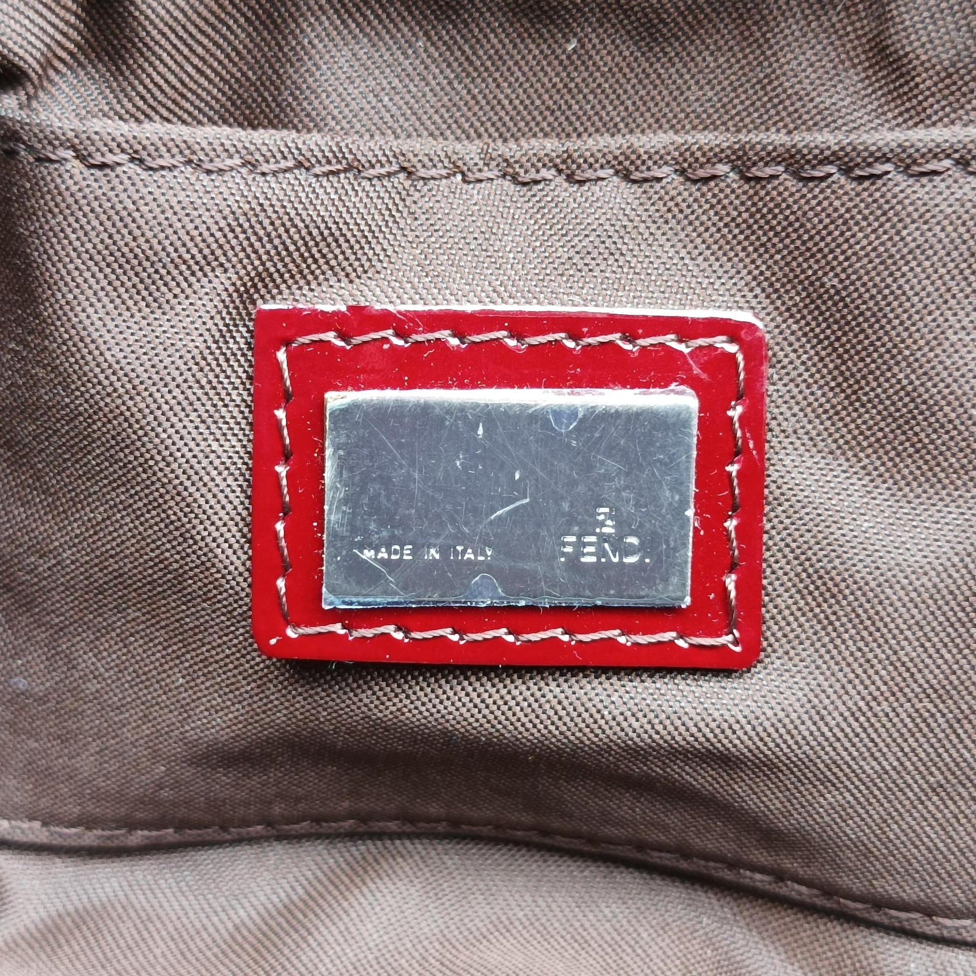 Vintage Fendi Fur bag Burgundy fur 8BR408 shoulderbag | stylenewstar