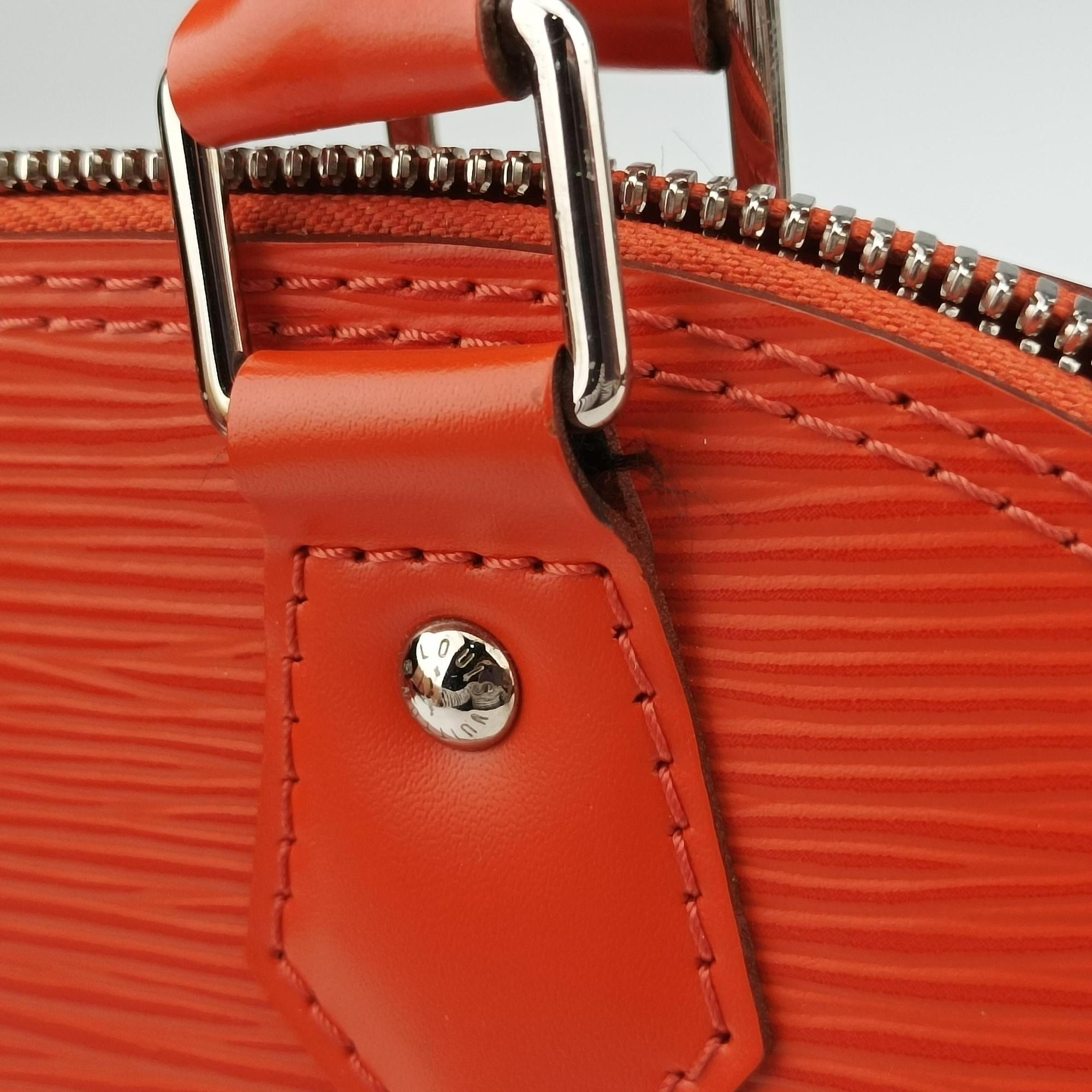 Pre-owned Louis Vuitton Alma BB PIMENT Epi M40854 shoulderbag | stylenewstar