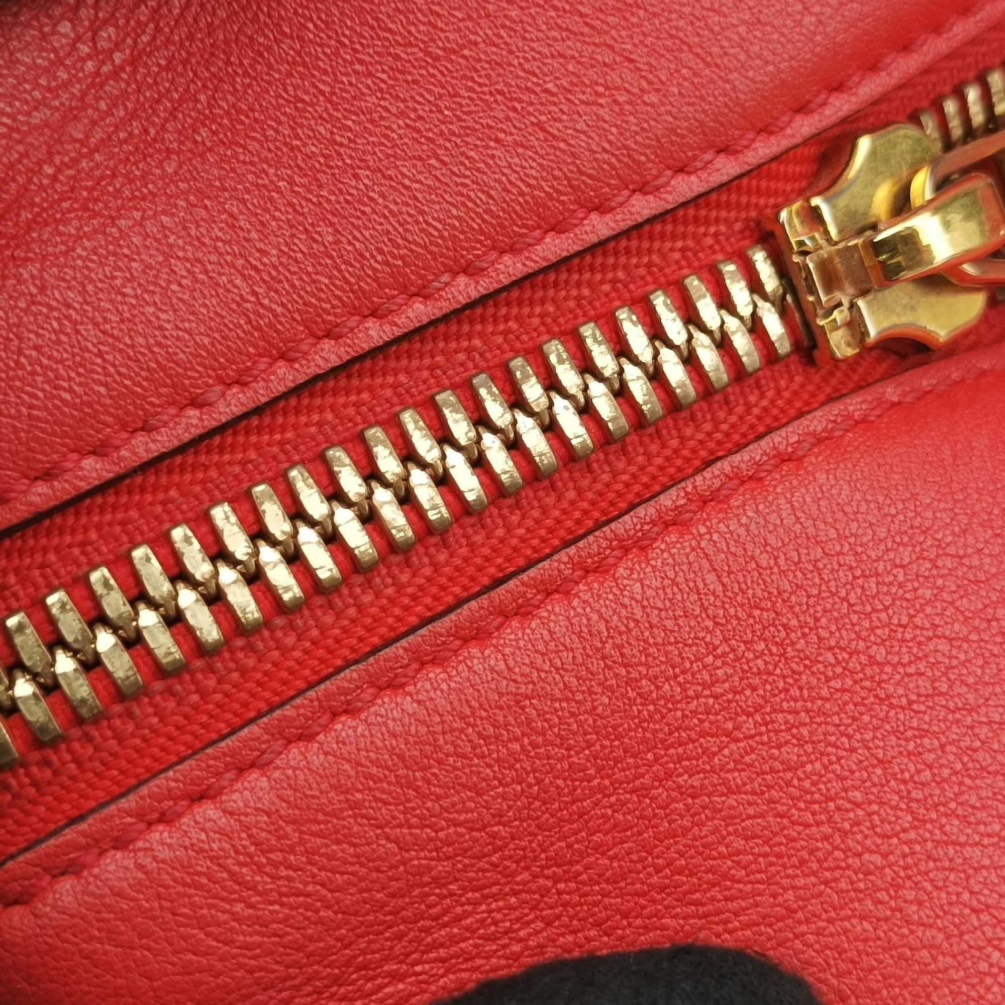 Pre-owned Loewe Amazona 28 Orange Leather  handbag | stylenewstar