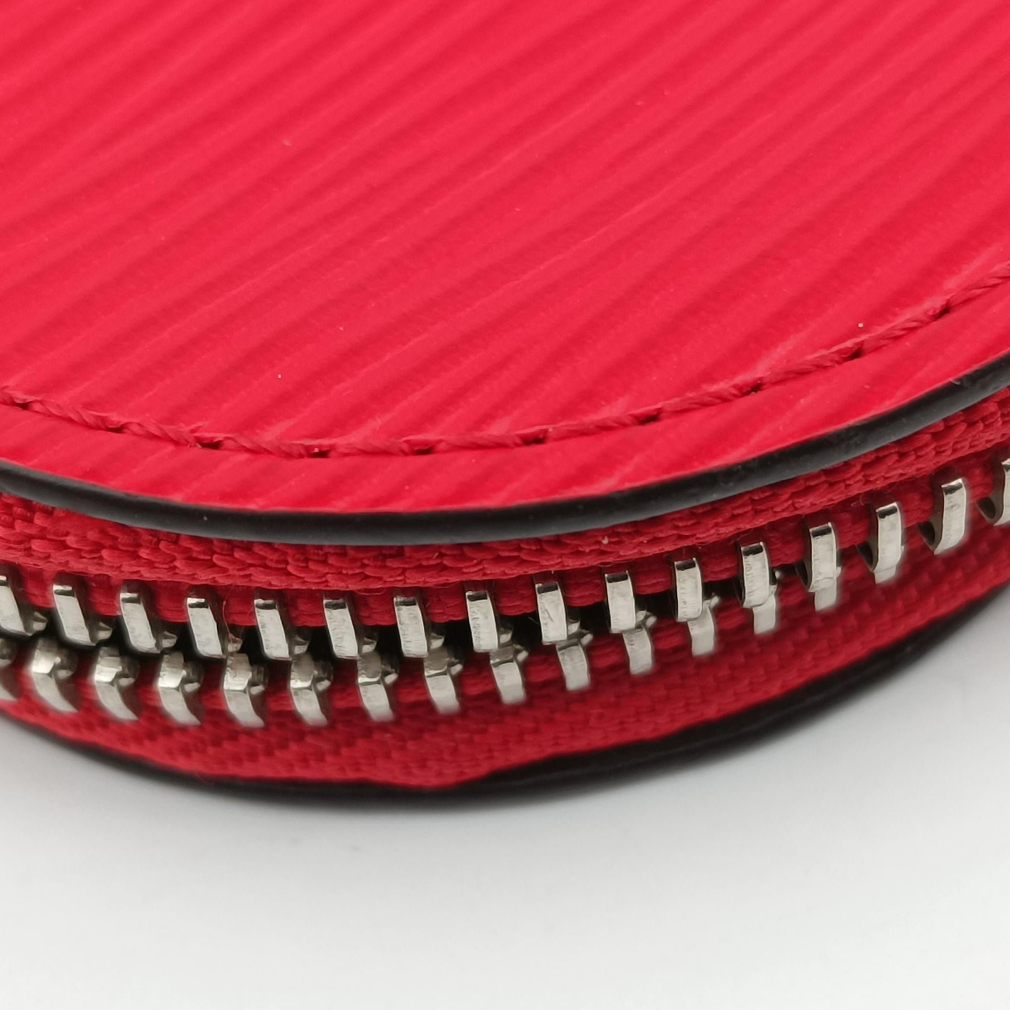 Pre-owned Louis Vuitton Pochette Jour GM Supreme Collaboration Rouge×White epi M67722 clutchbag | stylenewstar