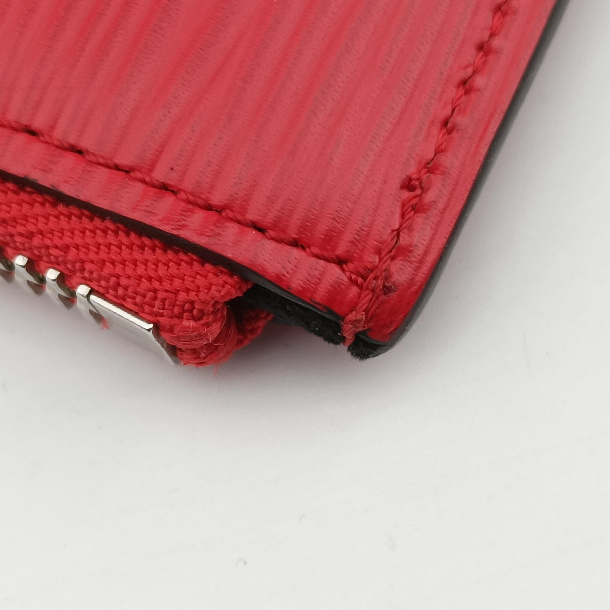 Pre-owned Louis Vuitton Pochette Jour GM Supreme Collaboration Rouge×White epi M67722 clutchbag | stylenewstar