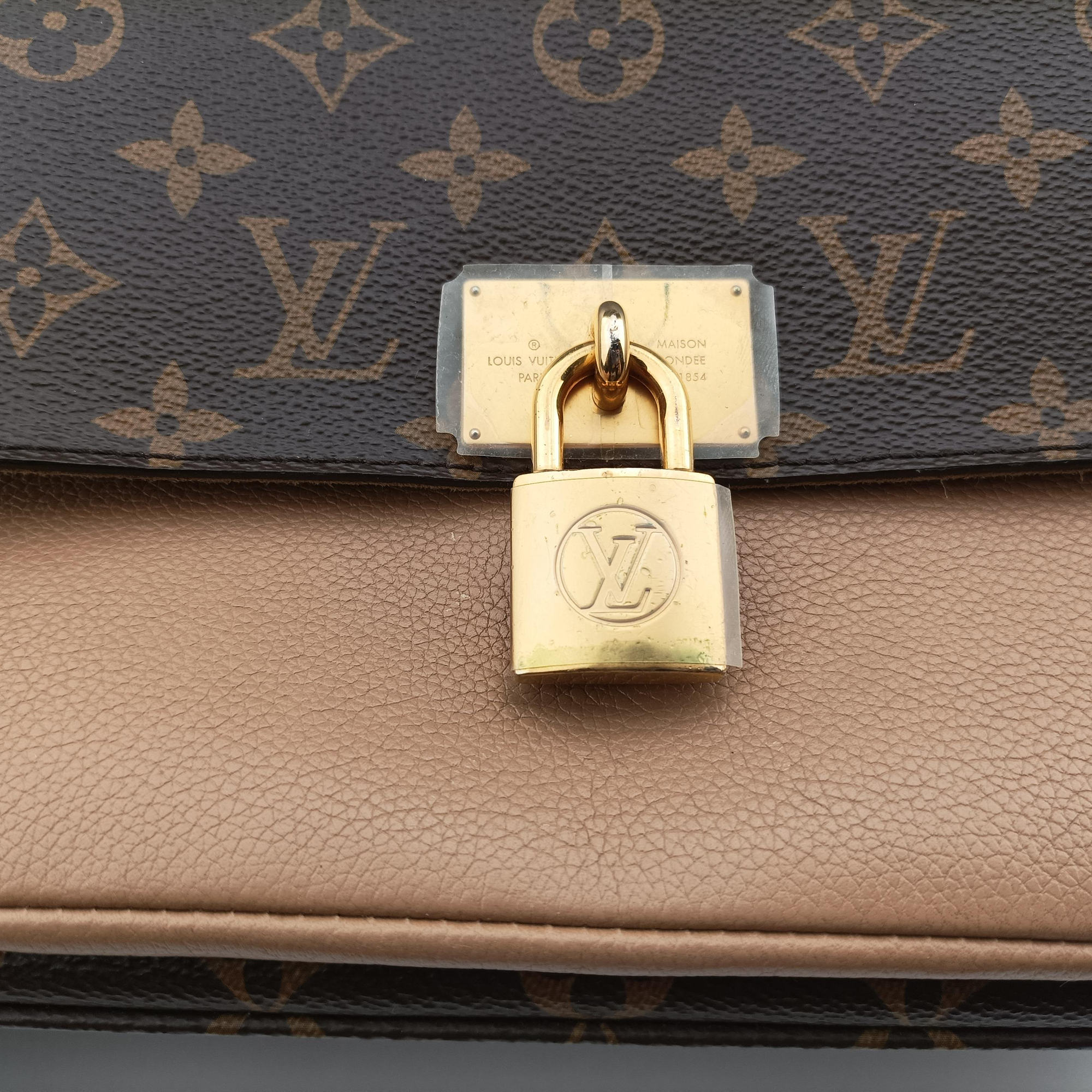 Pre-owned Louis Vuitton MARIGNAN brown×SESAME Monogram Canvas×calf leather M44257 shoulderbag | stylenewstar