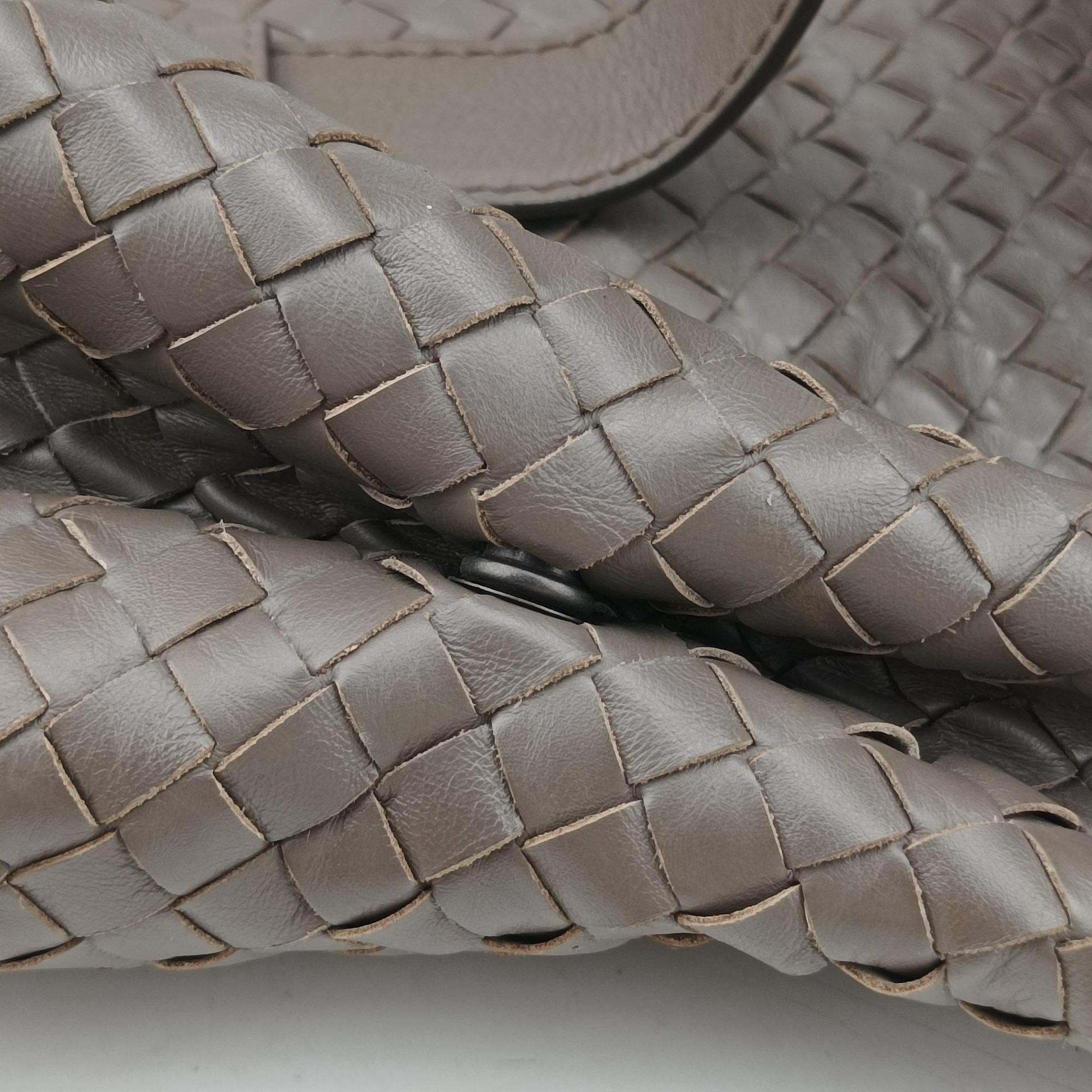 Pre-owned Bottega Veneta Intrecciato Shopper Acatl Brown lambskin  handbag | stylenewstar