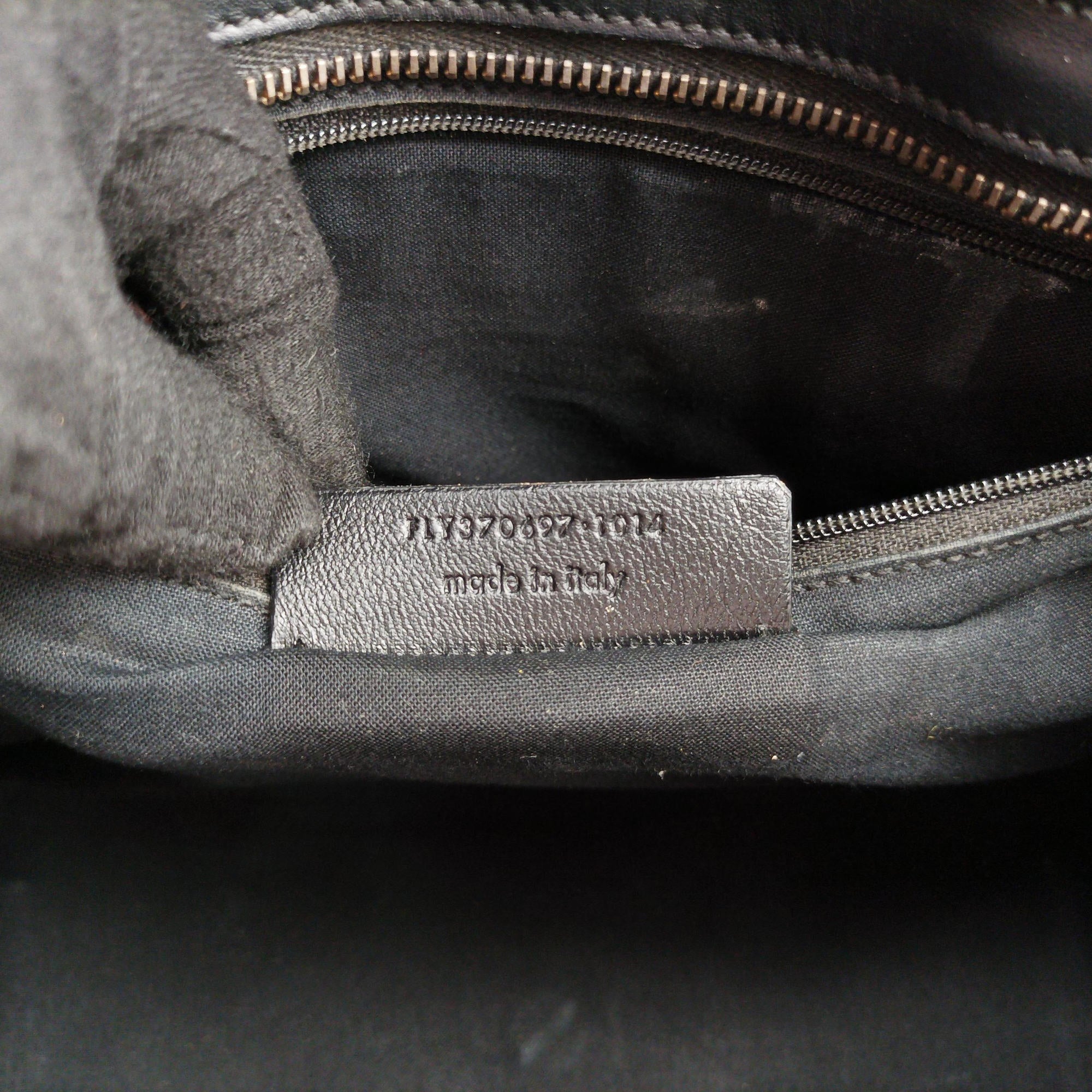 Pre-owned Yves Saint Laurent Y Ligne Petit Cabas Black Leather 370697 shoulderbag | stylenewstar