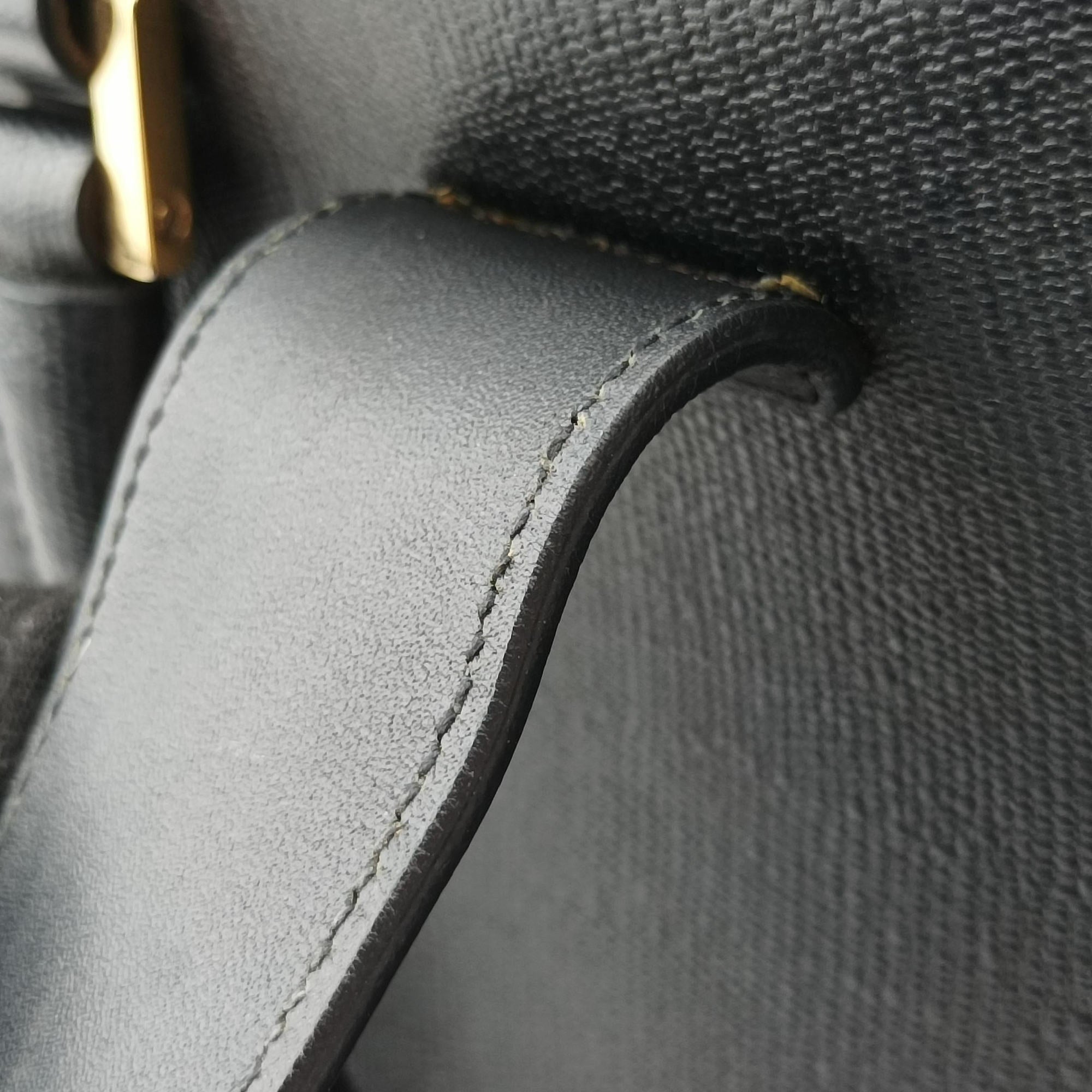 Pre-owned Yves Saint Laurent Y Ligne Petit Cabas Black Leather 370697 shoulderbag | stylenewstar