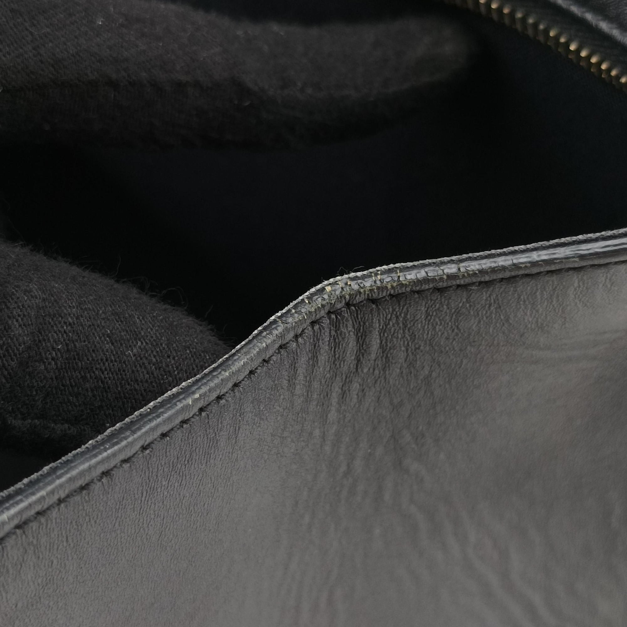 Pre-owned Yves Saint Laurent Y Ligne Petit Cabas Black Leather 370697 shoulderbag | stylenewstar