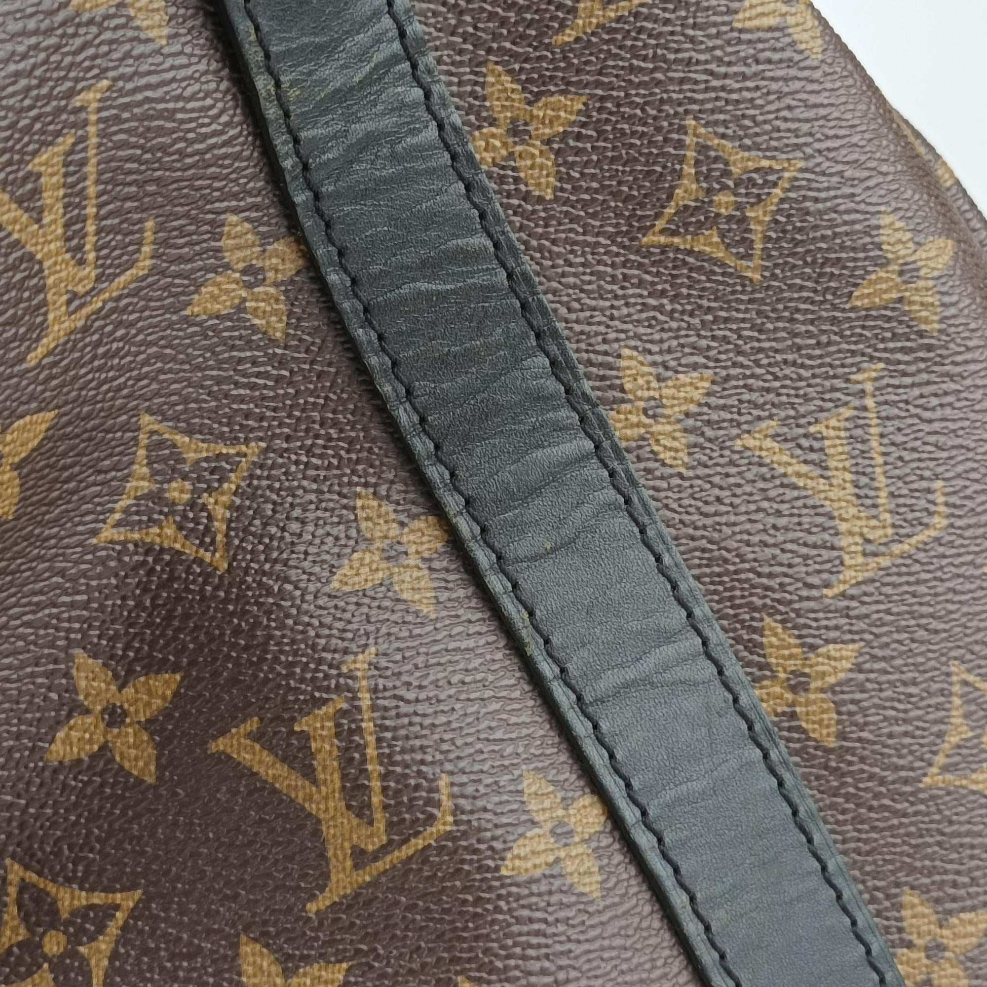 Secondhand Louis Vuitton Keepall Bandouliere 45 Monogram Eclipse Monogram Eclipse Canvas M56711 shoulderbag | stylenewstar