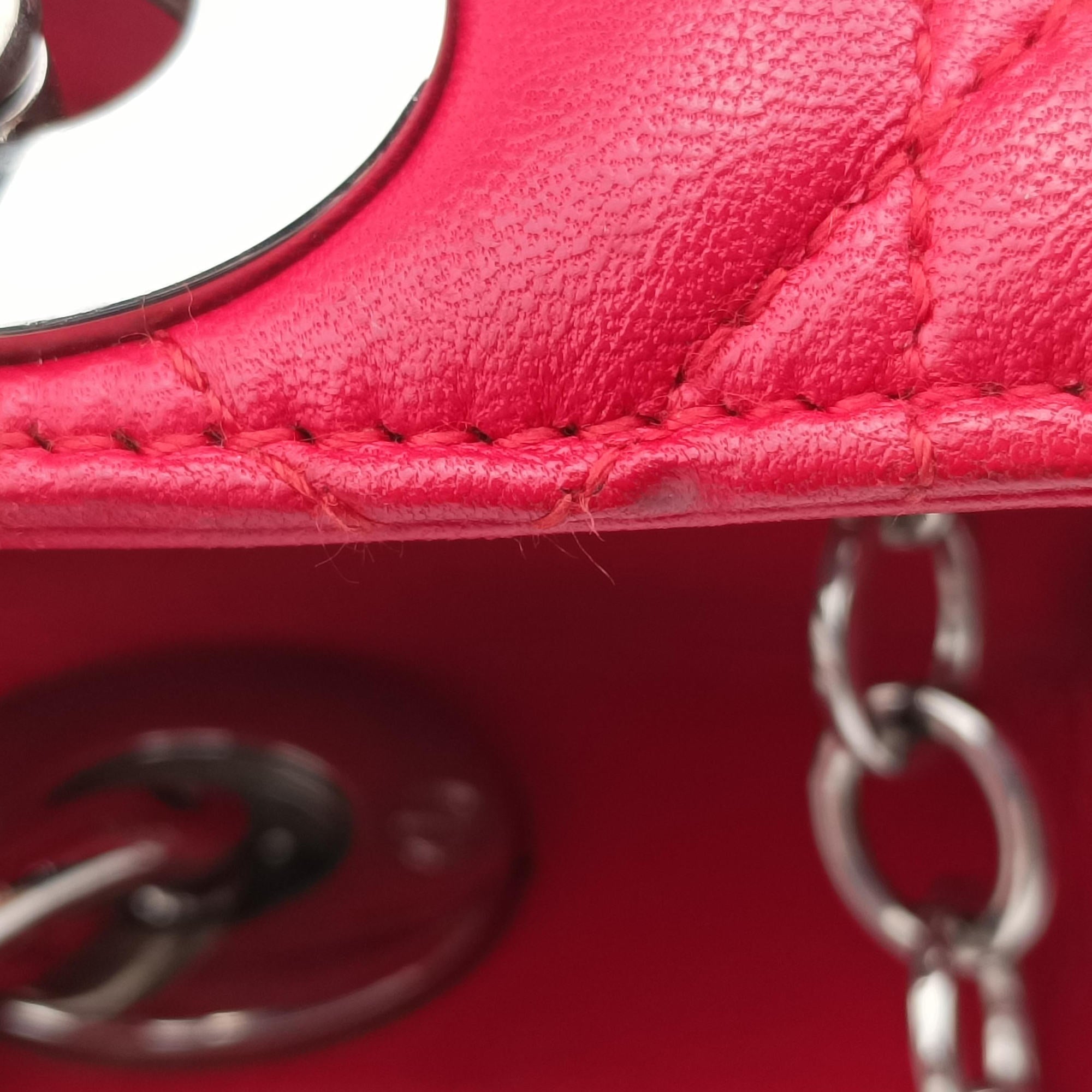 Pre-owned Christian Dior Lady Dior Red lambskin  shoulderbag | stylenewstar