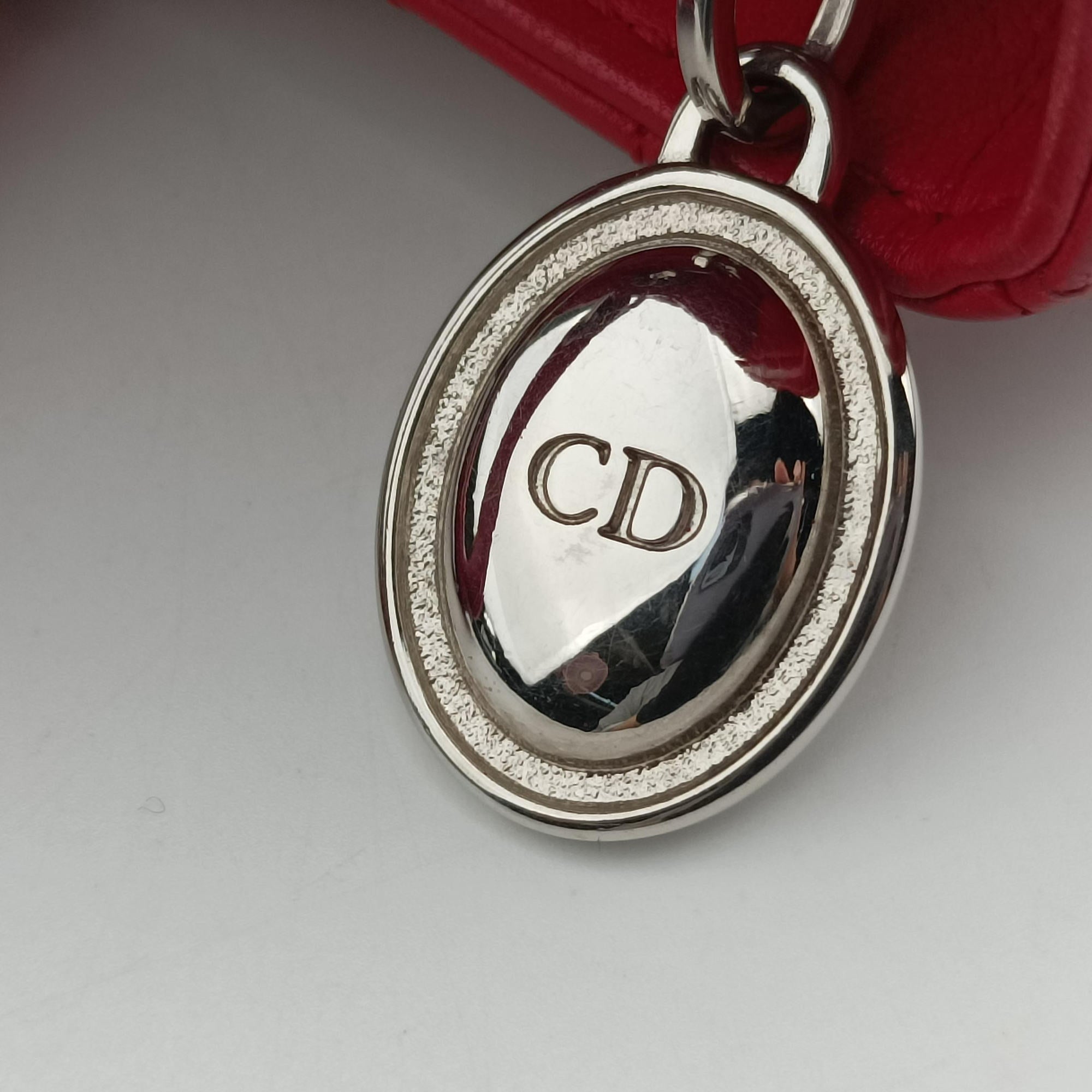 Pre-owned Christian Dior Lady Dior Red lambskin  shoulderbag | stylenewstar
