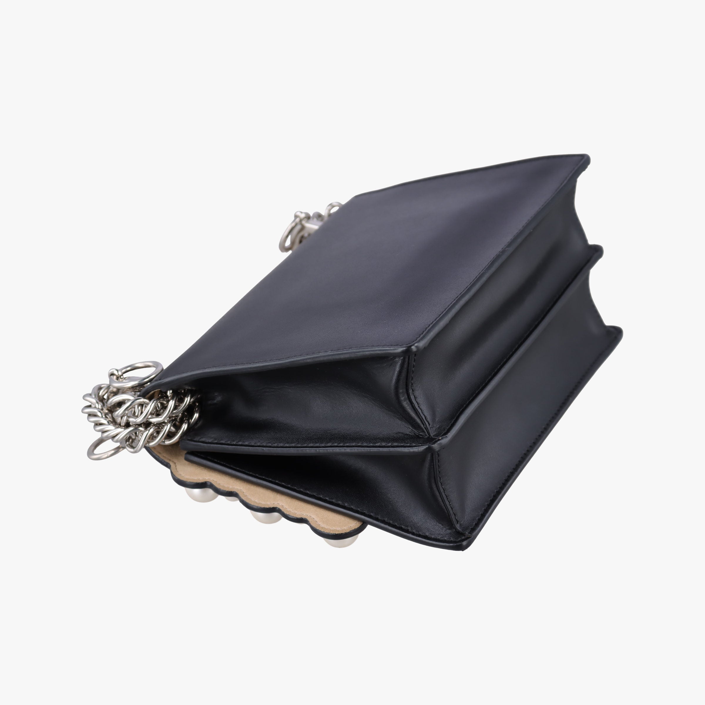 Pre-owned Fendi studded Kan I Black Leather 8M0381 shoulderbag | stylenewstar