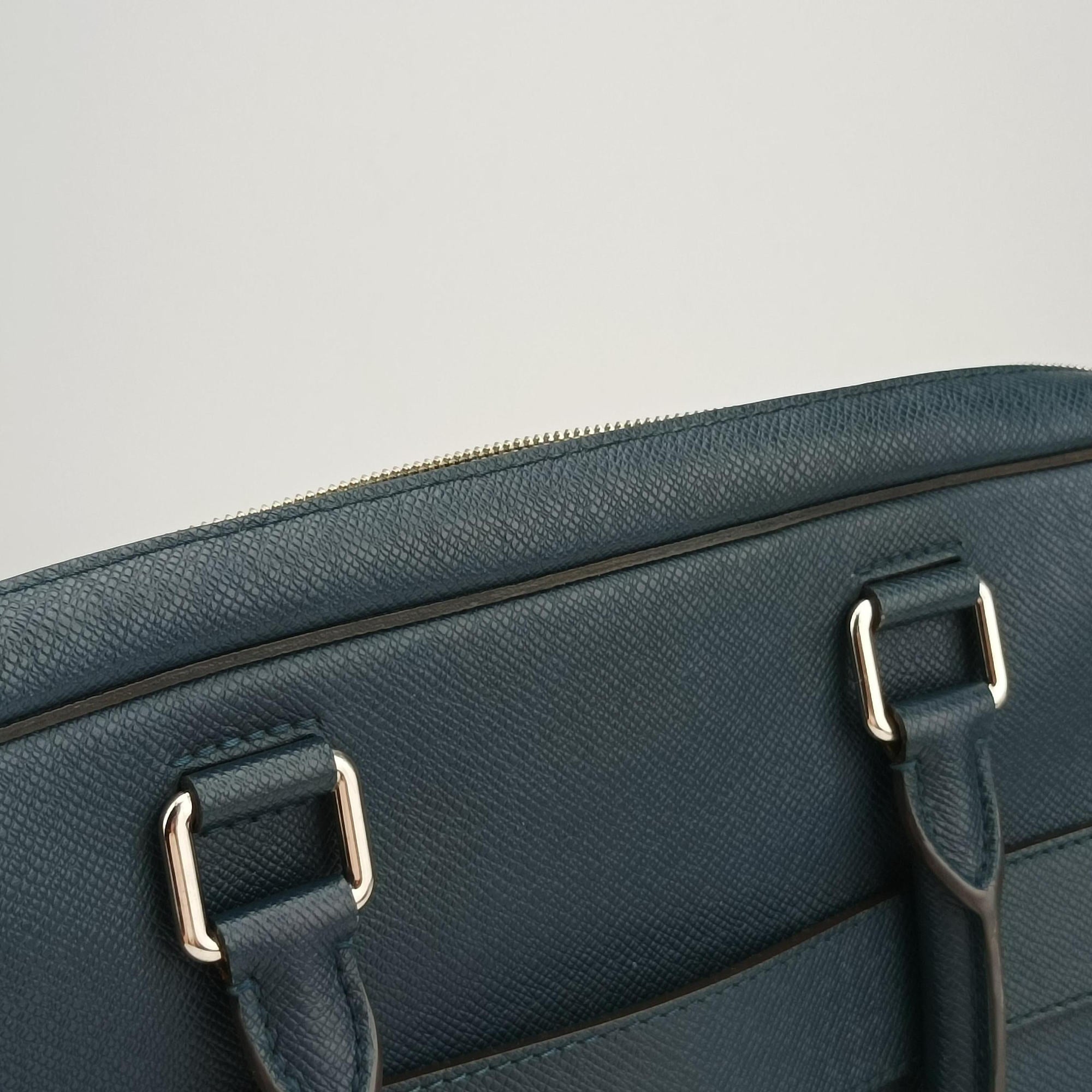 Pre-owned Louis Vuitton Porto Document Business MM Navy Taiga M32705 handbag | stylenewstar