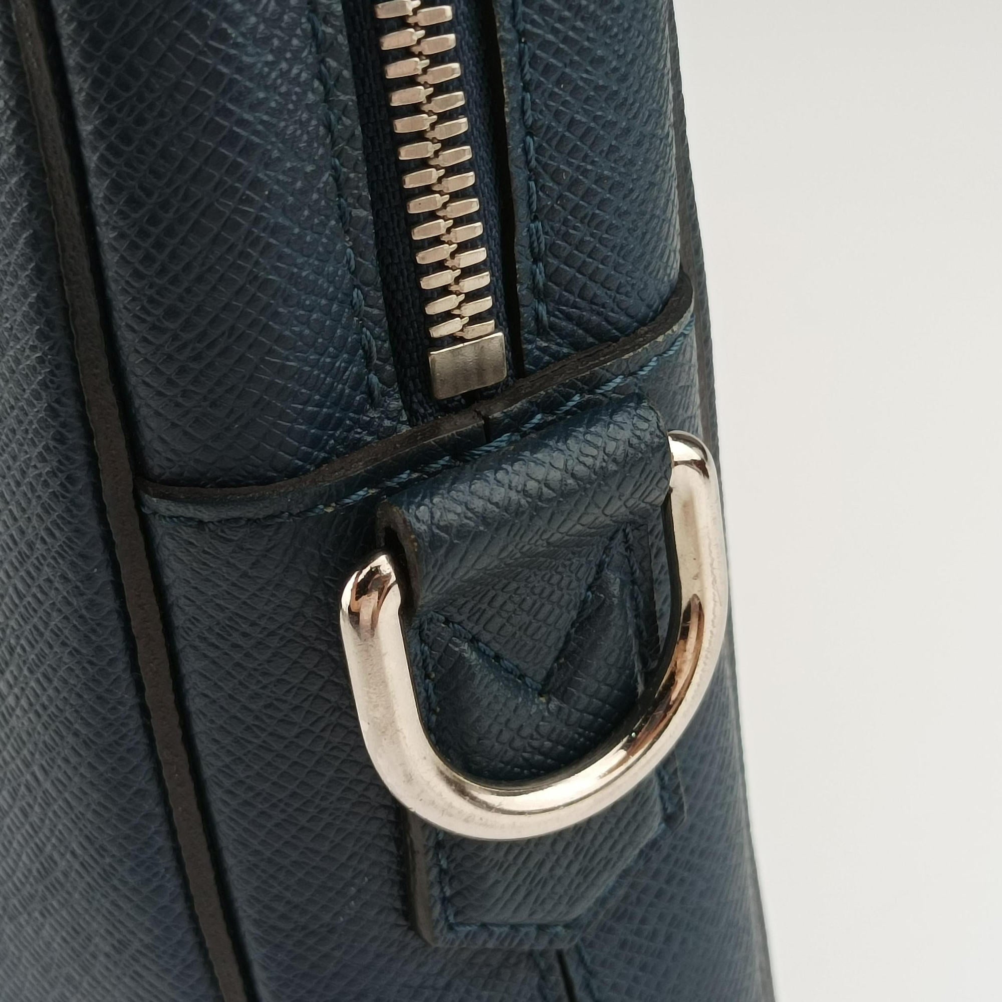 Pre-owned Louis Vuitton Porto Document Business MM Navy Taiga M32705 handbag | stylenewstar