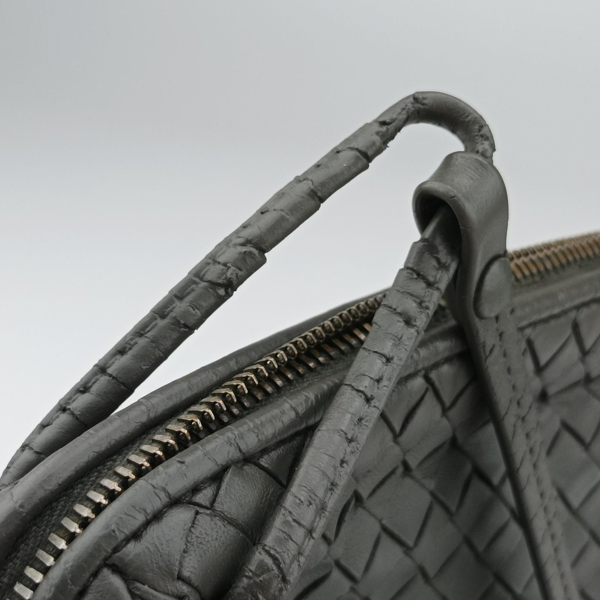 Pre-owned Bottega Veneta NODINI Intrecciato Grey lambskin  shoulderbag | stylenewstar