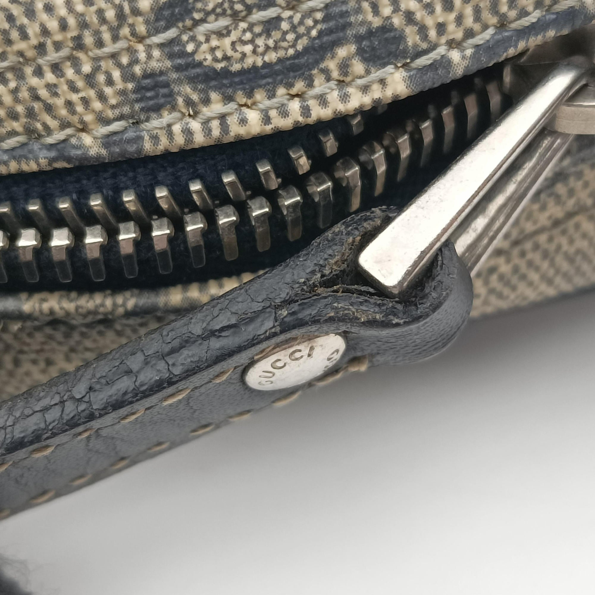 Pre-owned Gucci GG plus GG Supreme Briefcase Beige×Black PVC coated canvas 201480 handbag | stylenewstar