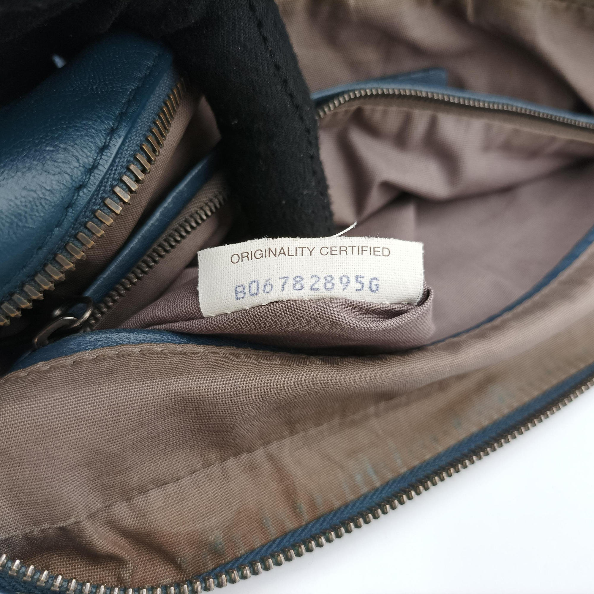 Secondhand Bottega Veneta Intrecciato Navy lambskin  shoulderbag | stylenewstar