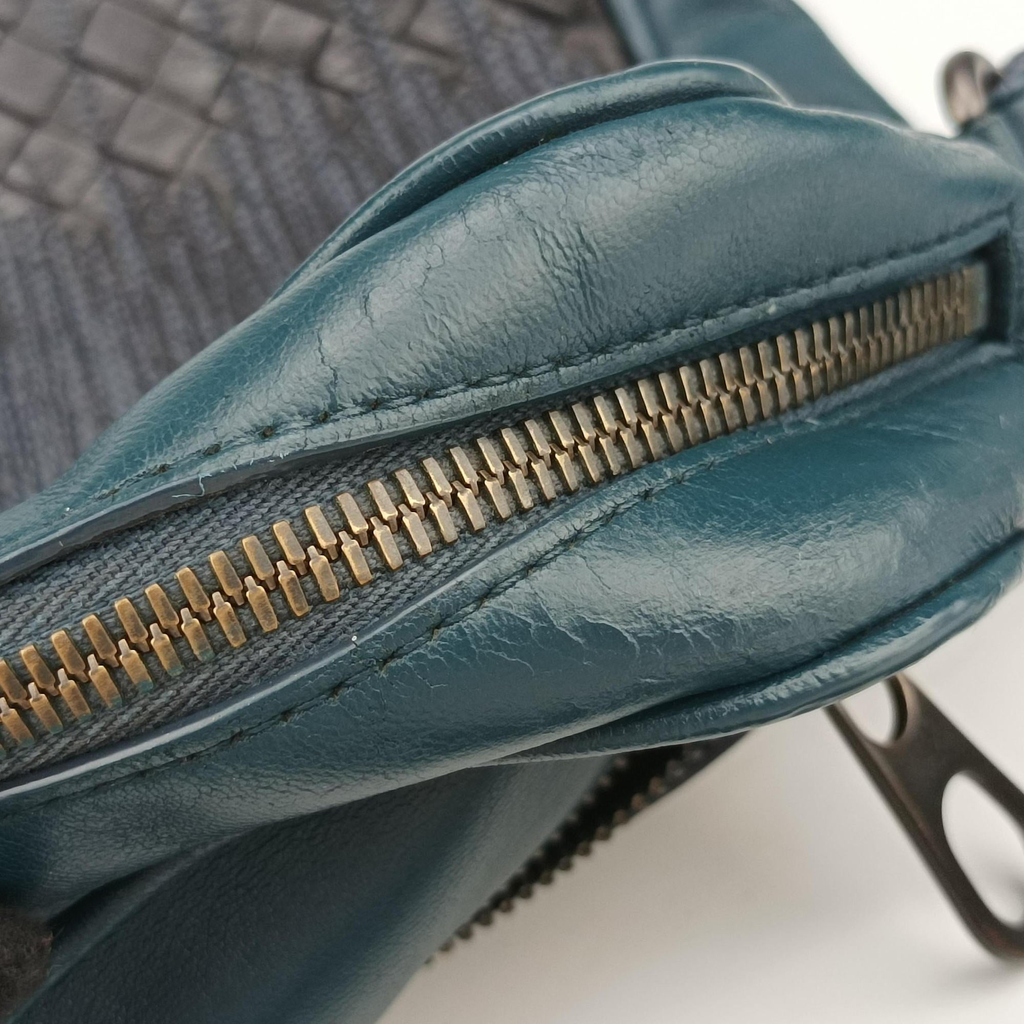 Secondhand Bottega Veneta Intrecciato Navy lambskin  shoulderbag | stylenewstar