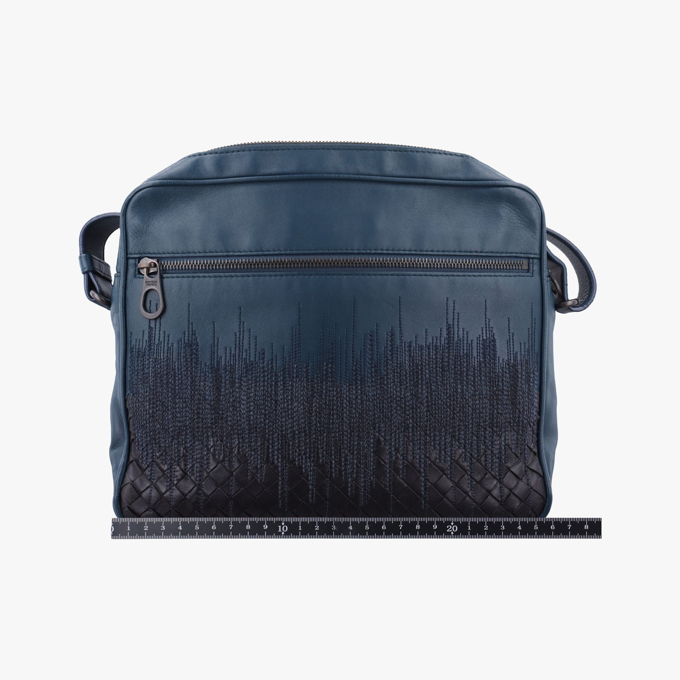 Secondhand Bottega Veneta Intrecciato Navy lambskin  shoulderbag | stylenewstar