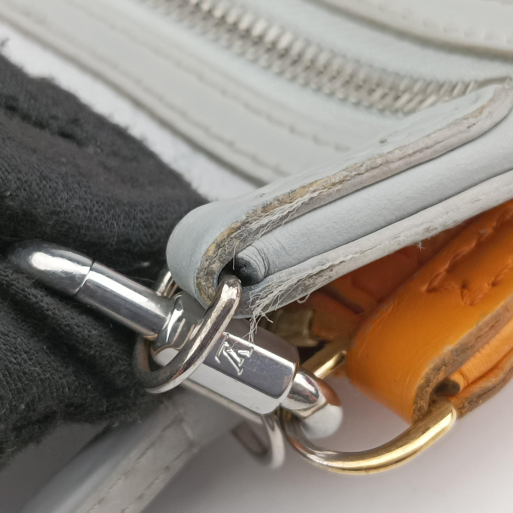 Pre-owned Louis Vuitton Flat Messenger White×orange White Monogram Canvas x Ocher Monogram Denim M44640 shoulderbag | stylenewstar