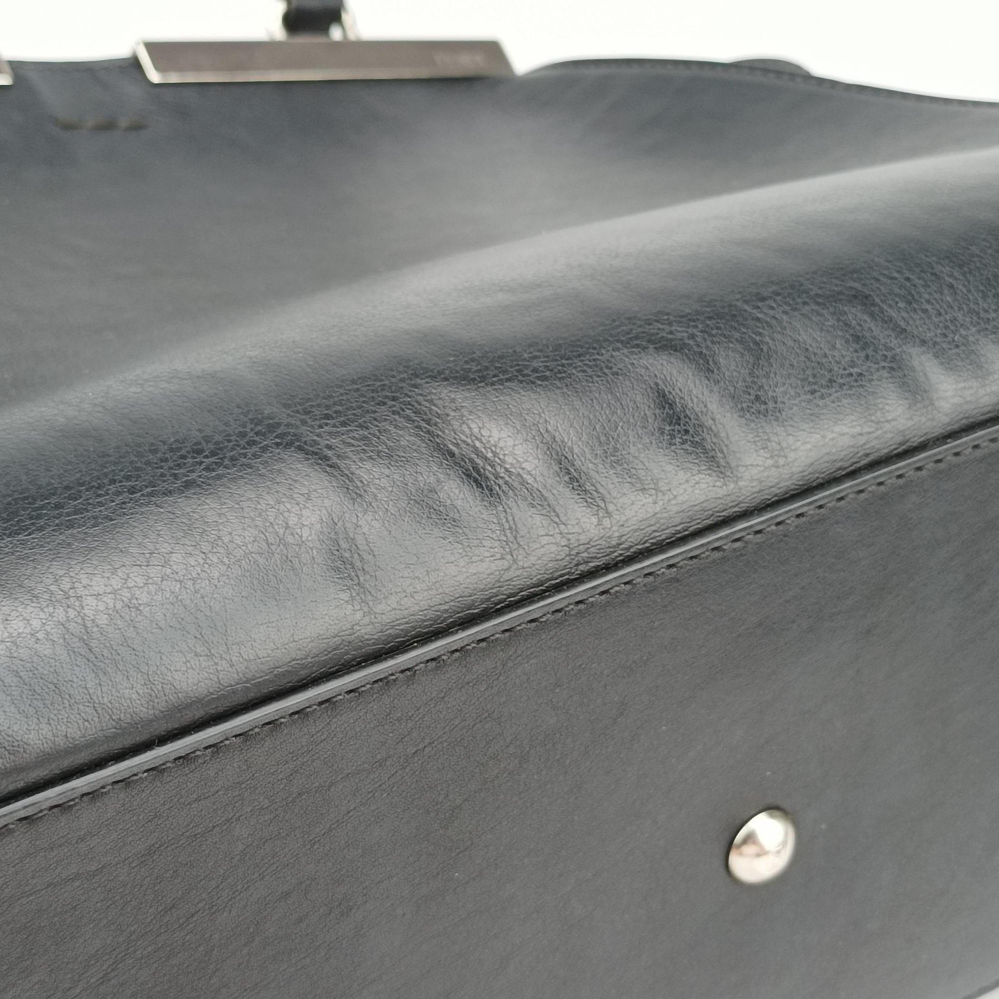 Pre-owned Fendi Troyage Trois Jours Black Leather 8BH279 shoulderbag | stylenewstar