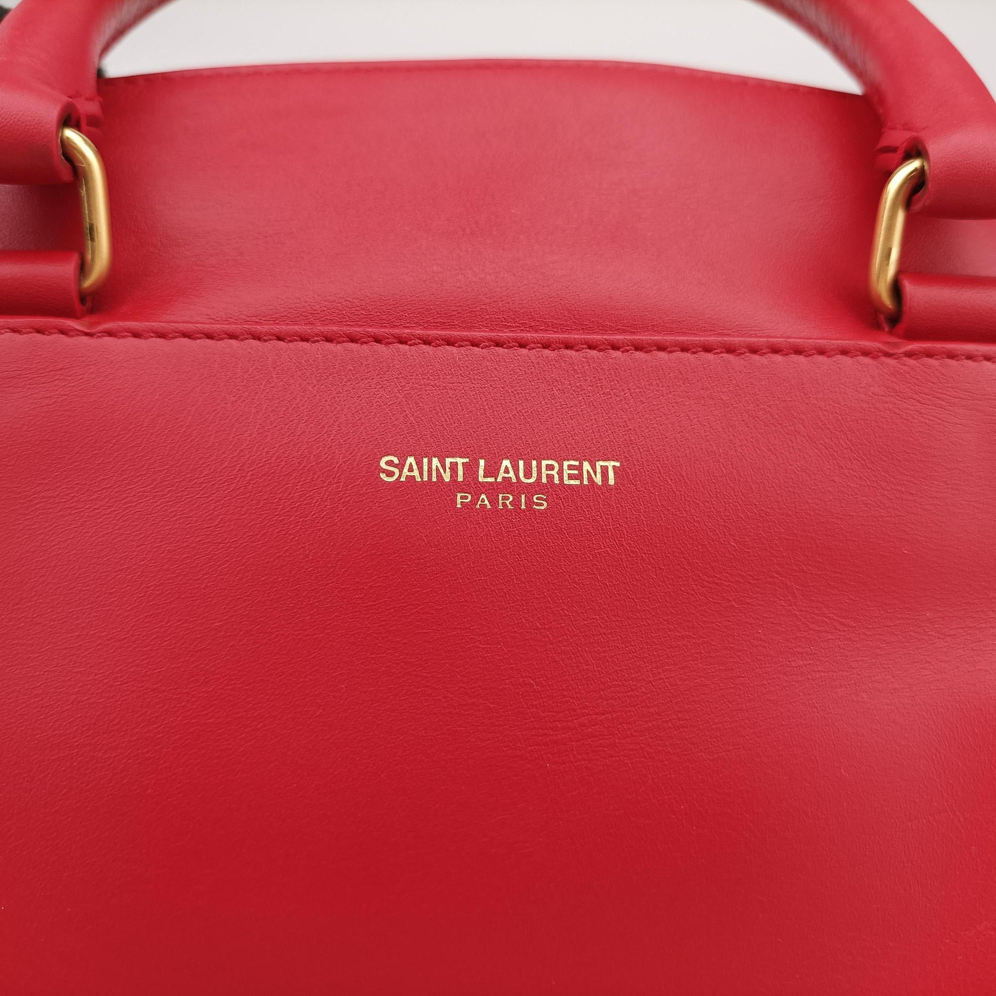 Pre-owned Yves Saint Laurent CLASSIC BABY DUFFLE Red Leather 330958 shoulderbag | stylenewstar