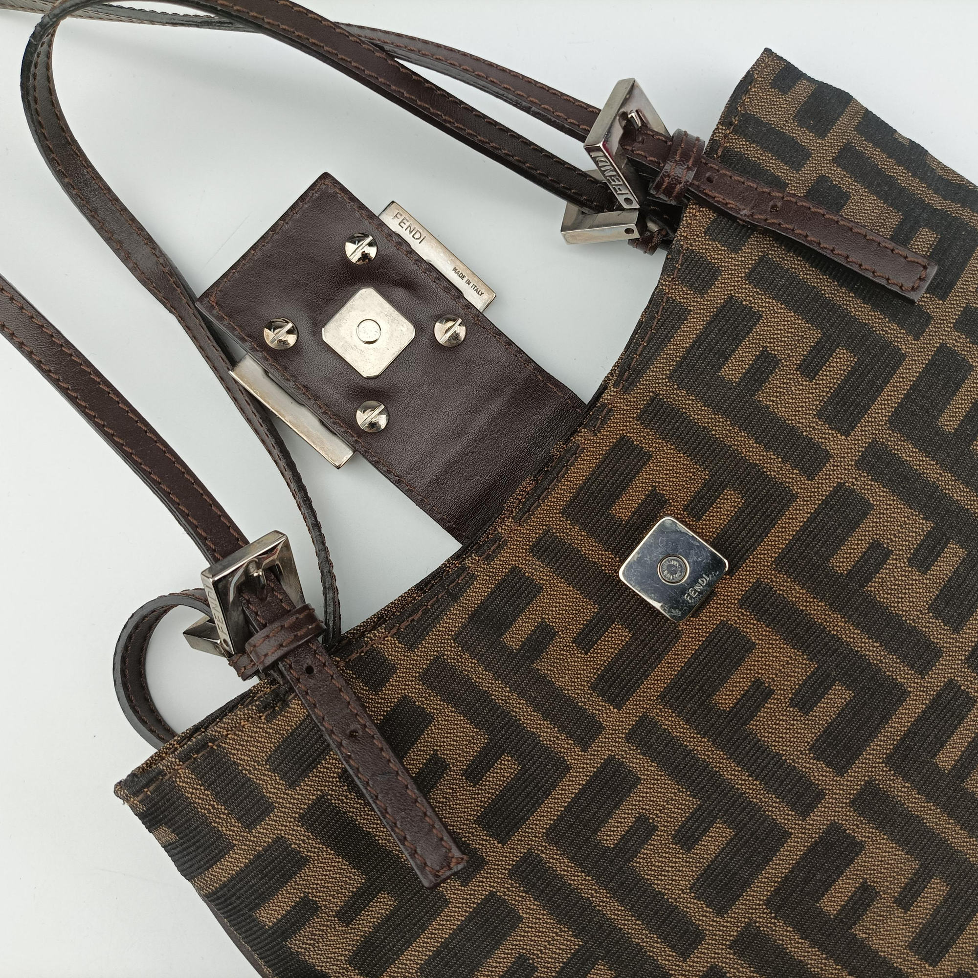 Vintage Fendi croissants Brown canvas× leather 26724 shoulderbag | stylenewstar