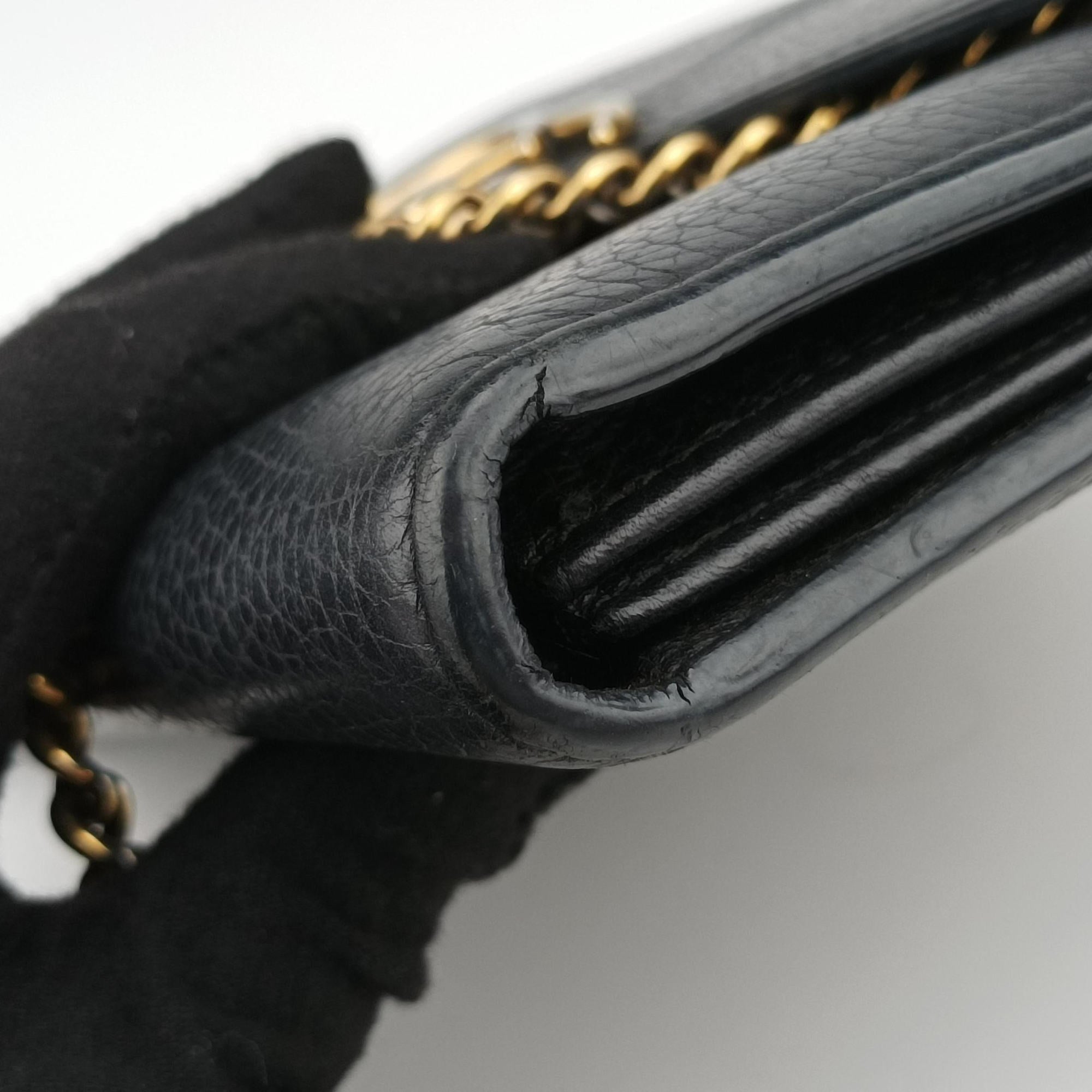 Pre-owned Gucci GG Marmont Black Leather 401232 shoulderbag | stylenewstar