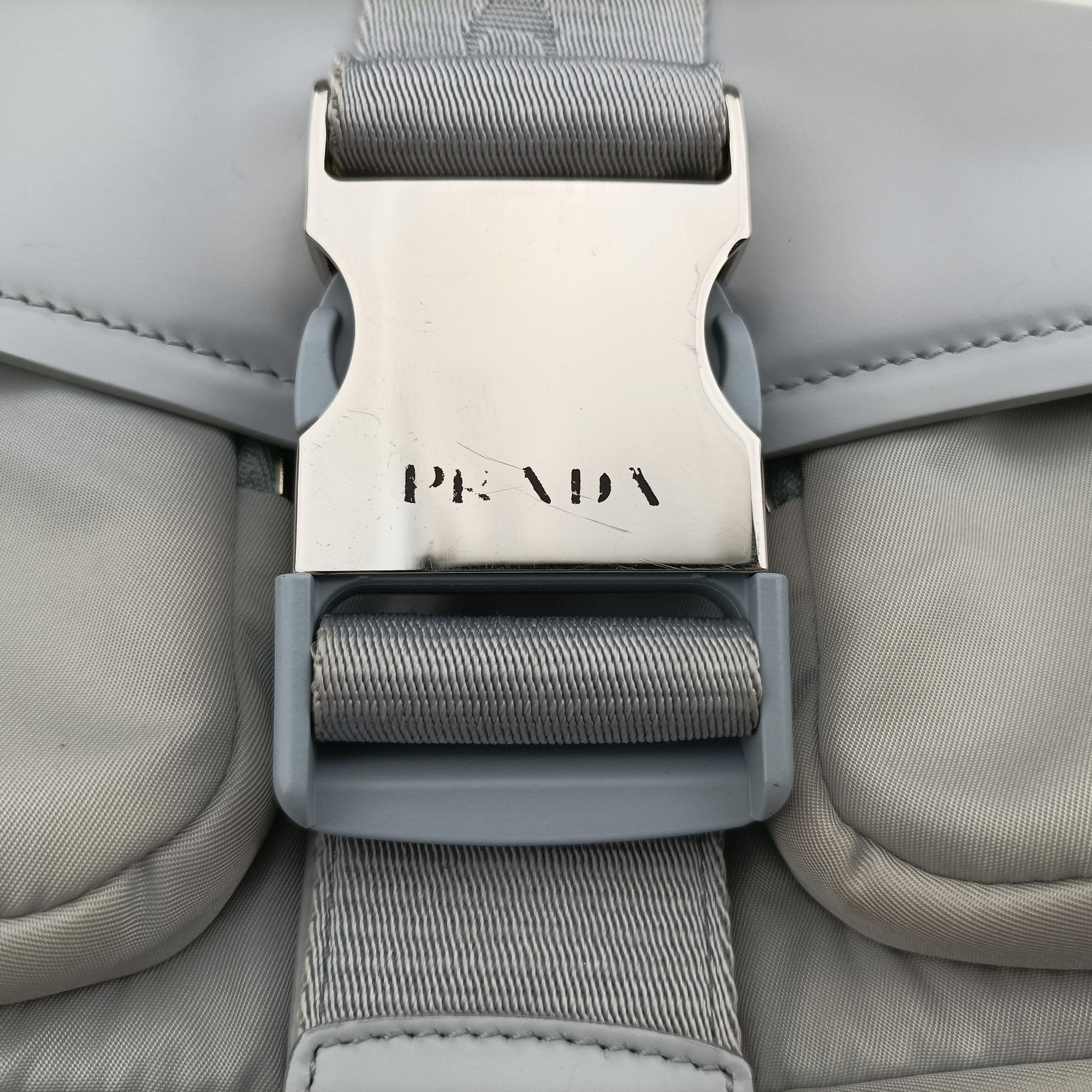 Secondhand Prada Pocket Blue Nylon × Brushed Leather 1BD295 shoulderbag | stylenewstar