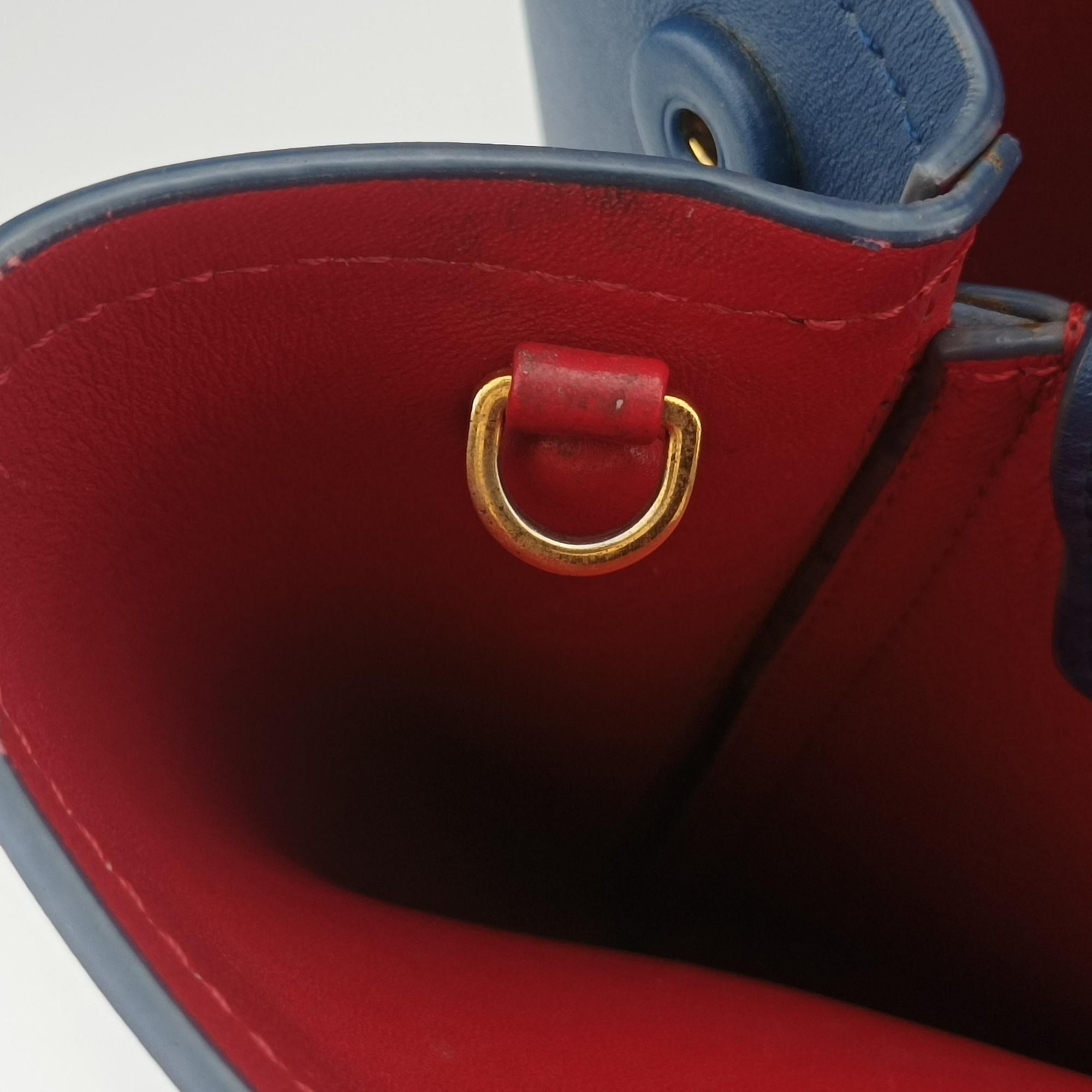 Vintage Prada Double Cuir Blue SAFFIANO Leather B2756T handbag | stylenewstar