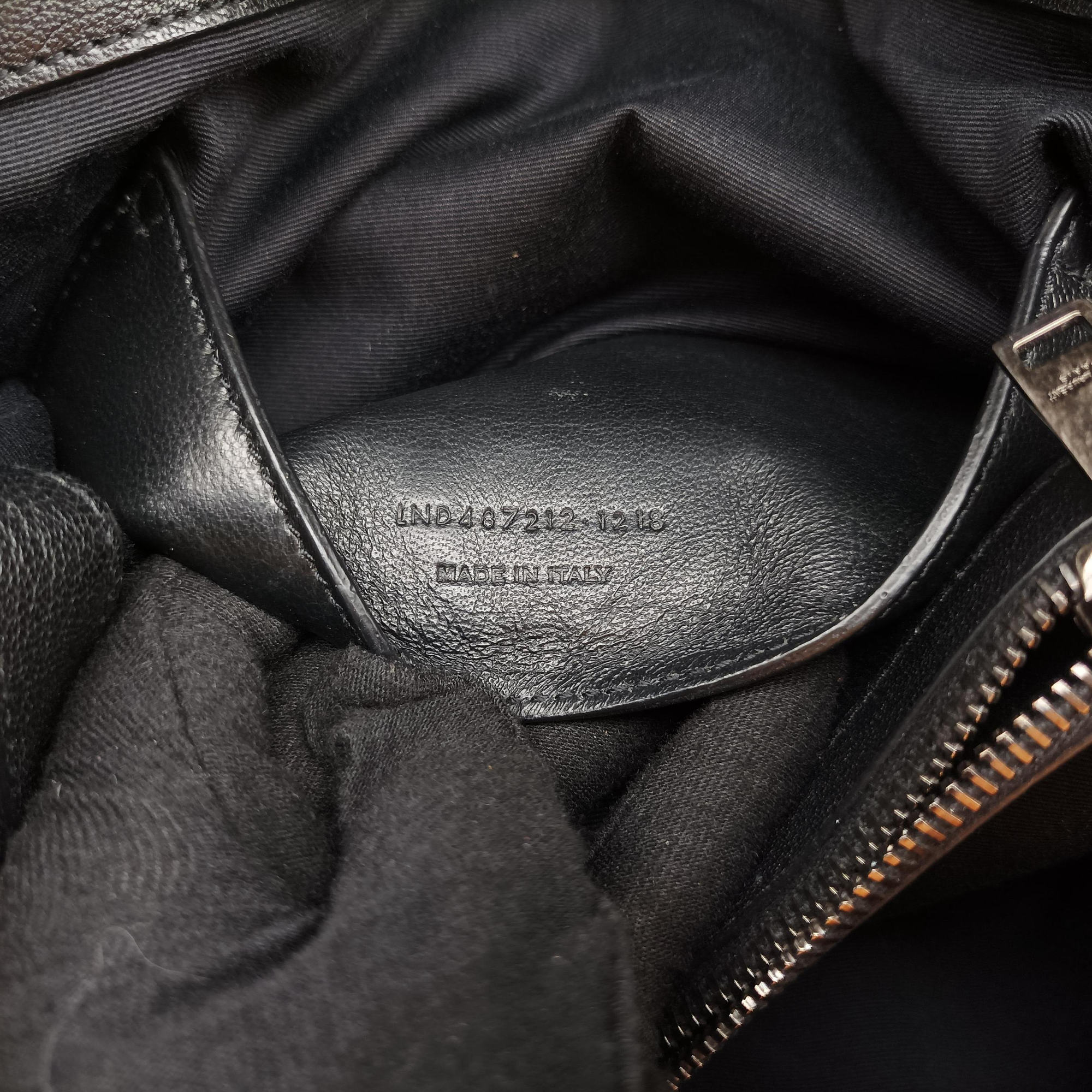 Pre-owned Yves Saint Laurent COLLEGE Black Leather 487212 shoulderbag | stylenewstar