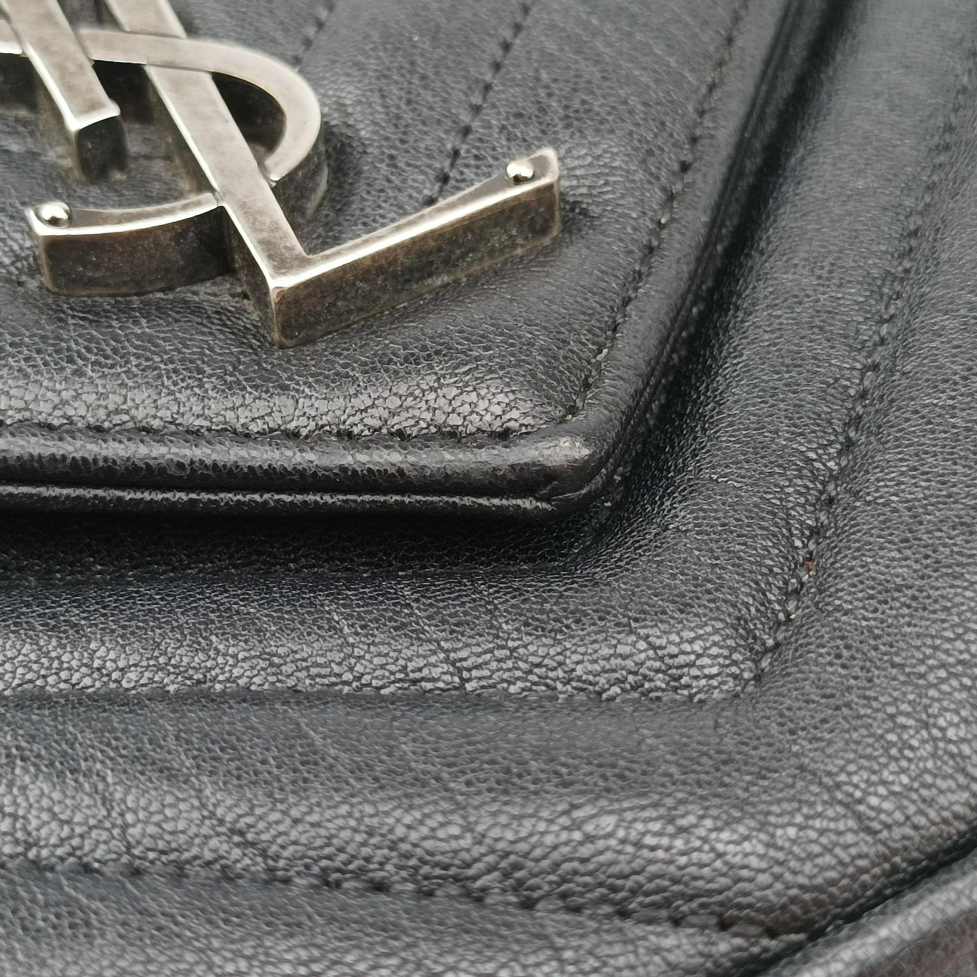 Pre-owned Yves Saint Laurent COLLEGE Black Leather 487212 shoulderbag | stylenewstar