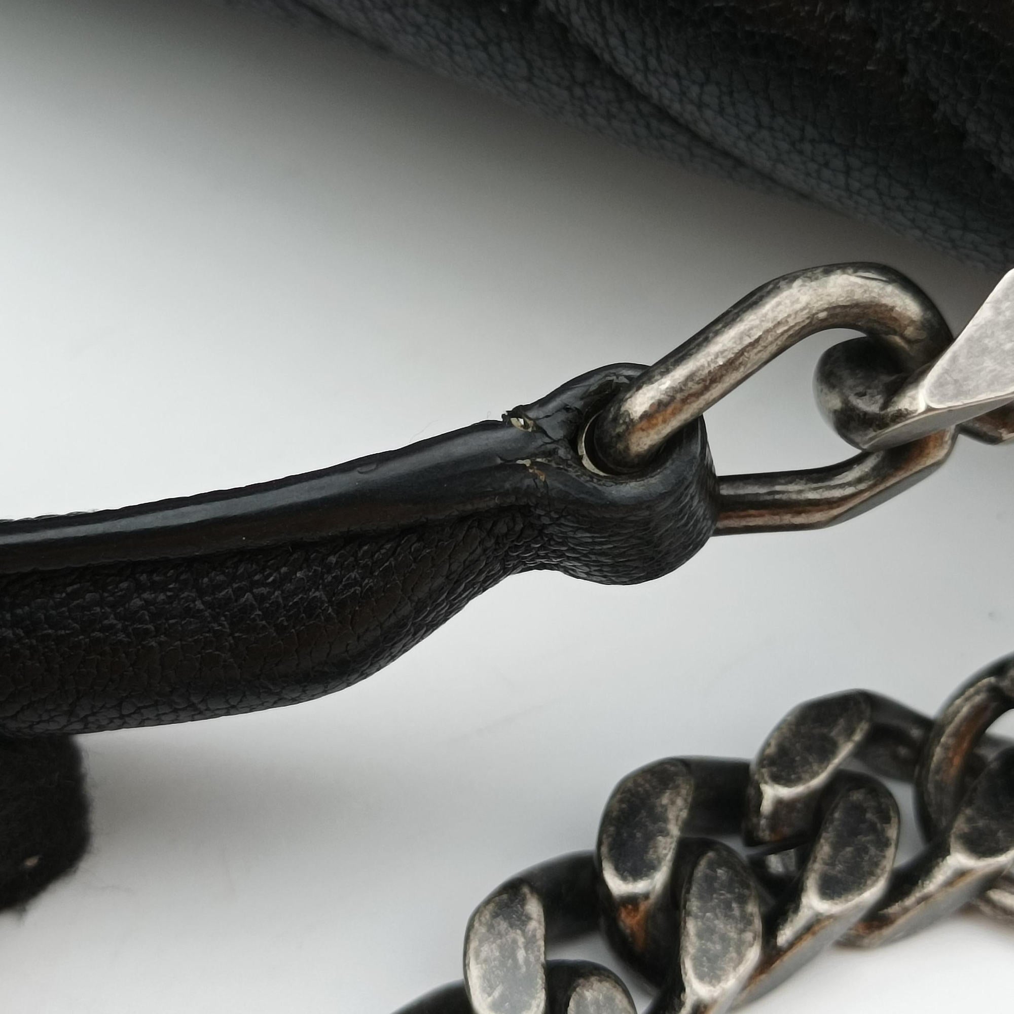 Pre-owned Yves Saint Laurent COLLEGE Black Leather 487212 shoulderbag | stylenewstar