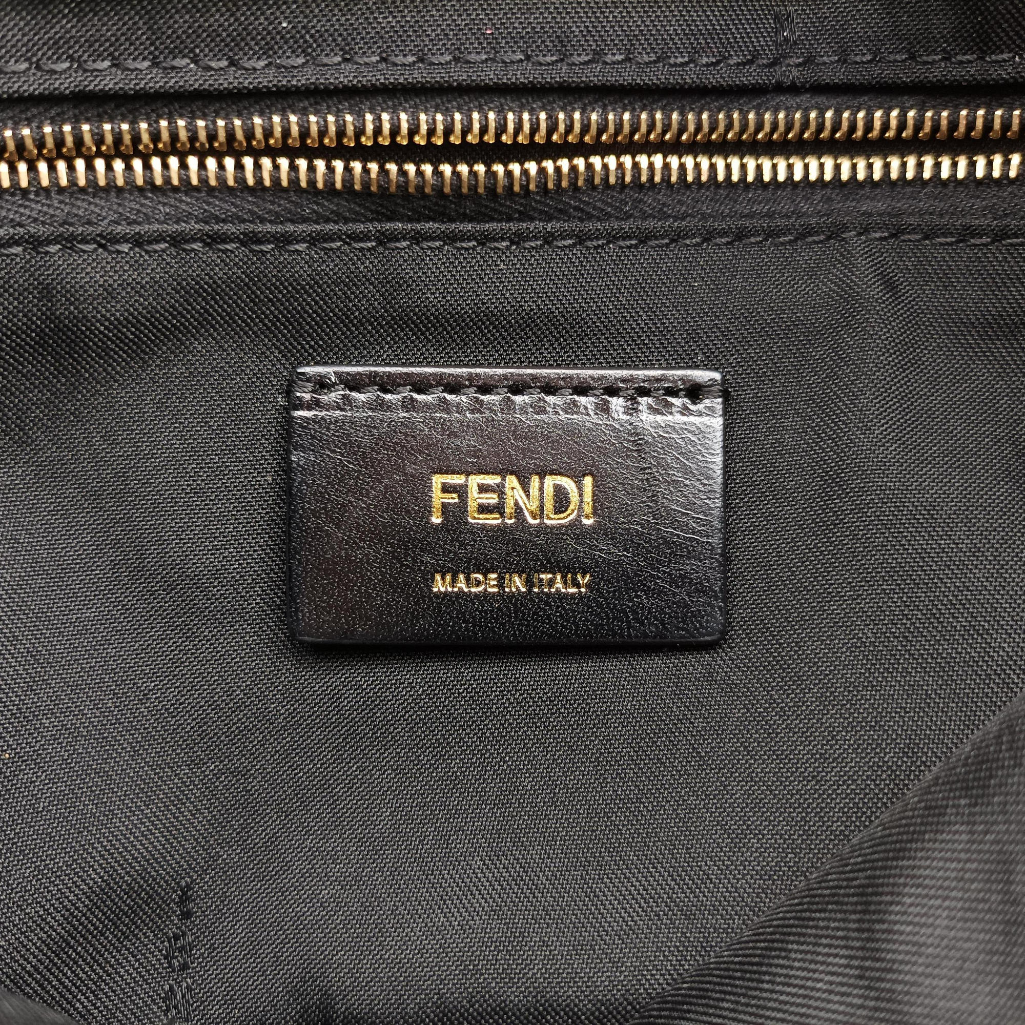 Pre-owned Fendi Baguette Green nylon 7VA472 bum bag/waist bag | stylenewstar