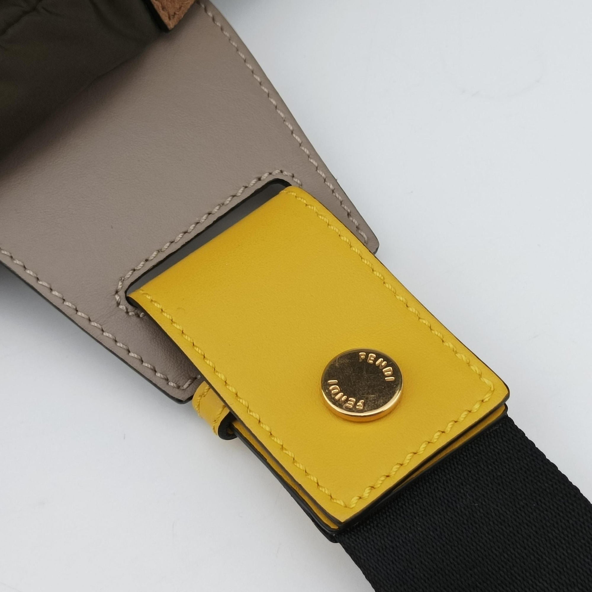 Pre-owned Fendi Baguette Green nylon 7VA472 bum bag/waist bag | stylenewstar