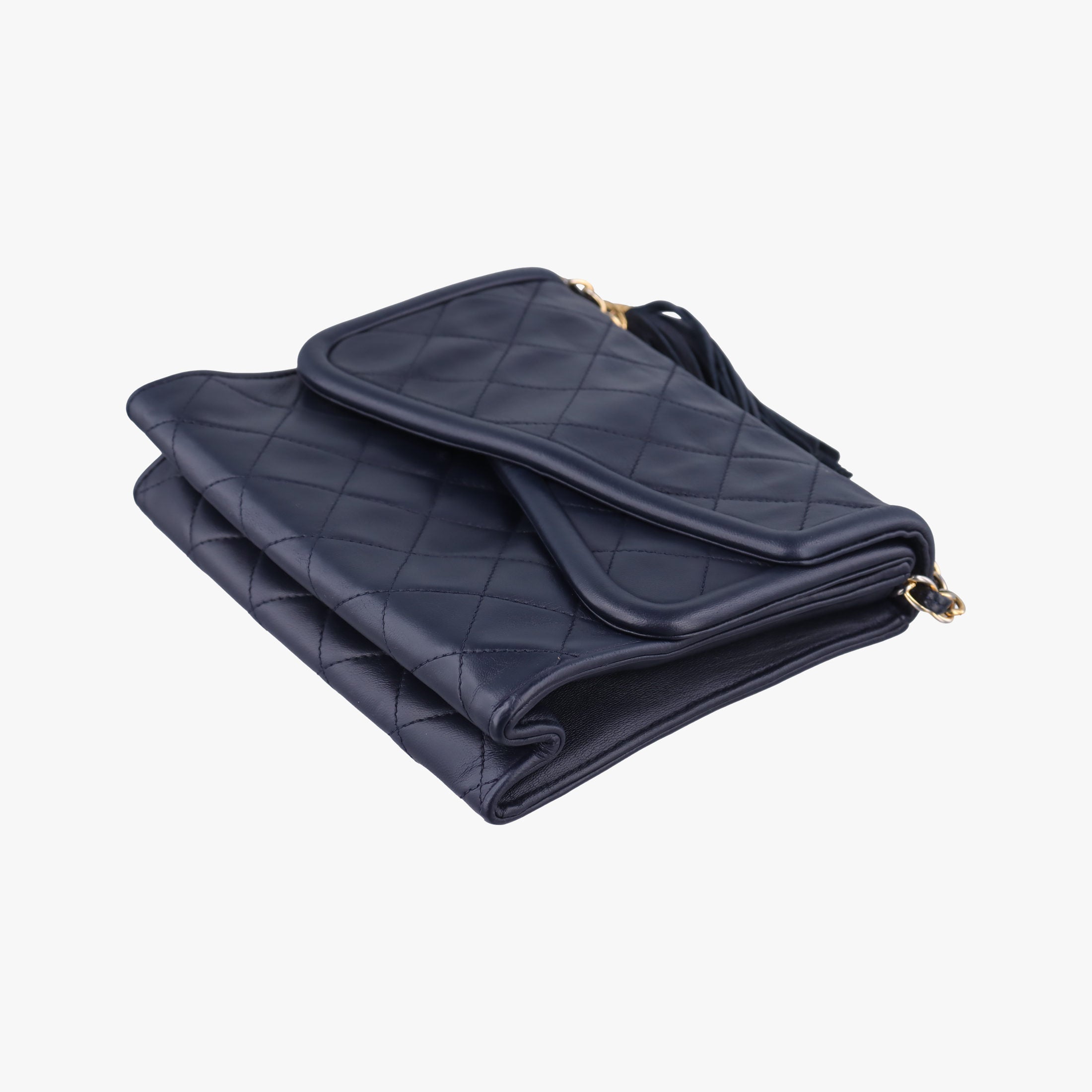 Pre-owned Chanel Matelasse Navy Lambskin  shoulderbag | stylenewstar