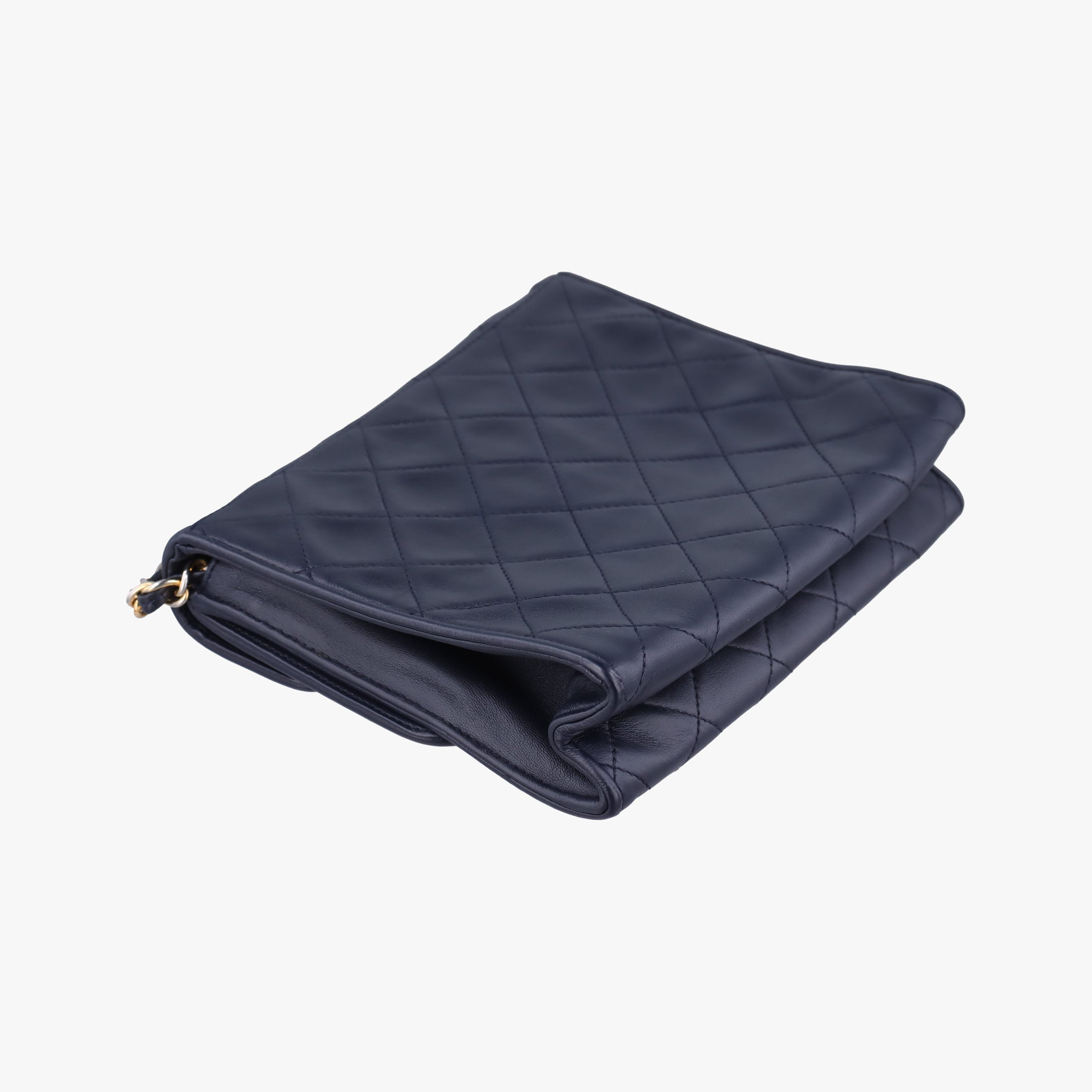 Pre-owned Chanel Matelasse Navy Lambskin  shoulderbag | stylenewstar