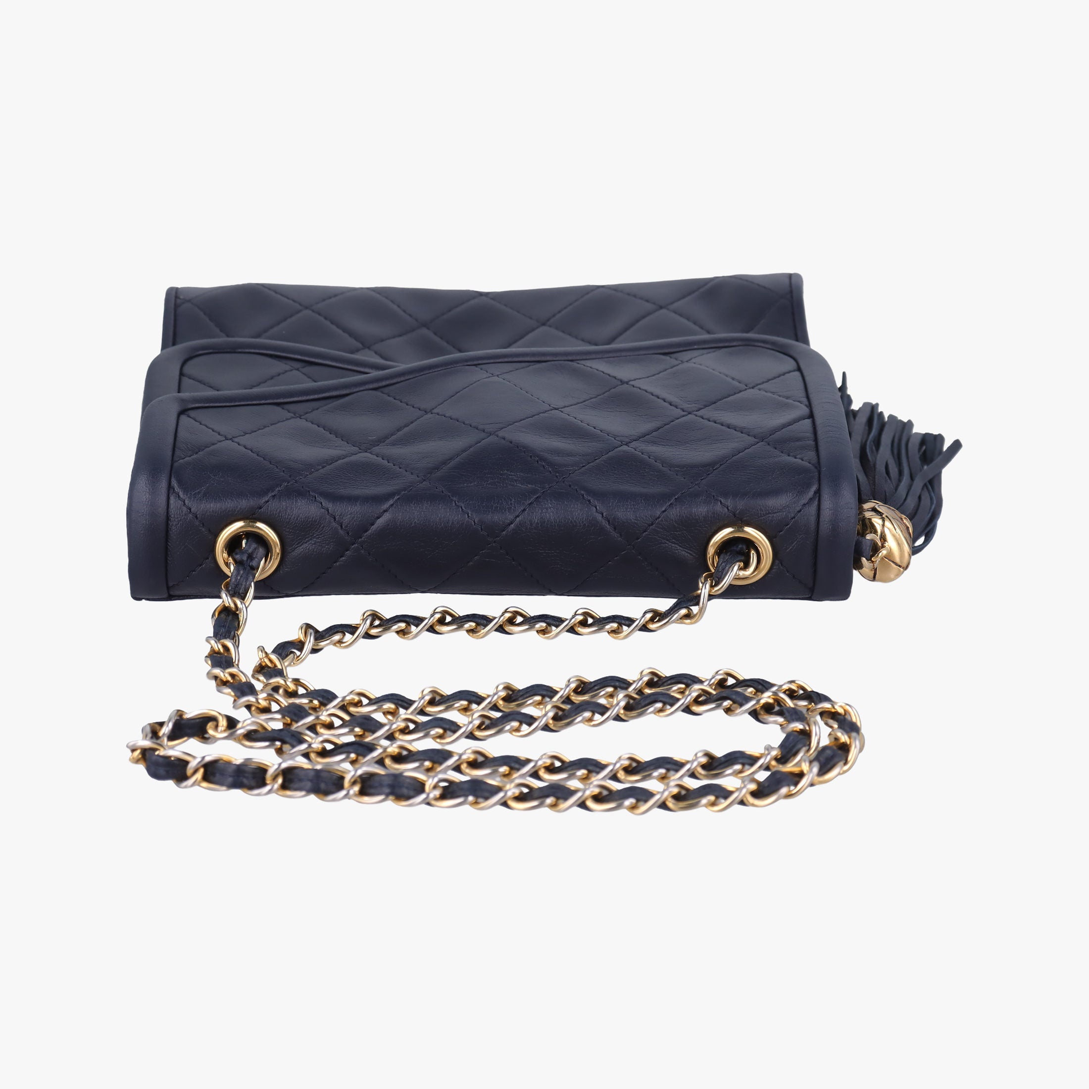 Pre-owned Chanel Matelasse Navy Lambskin  shoulderbag | stylenewstar