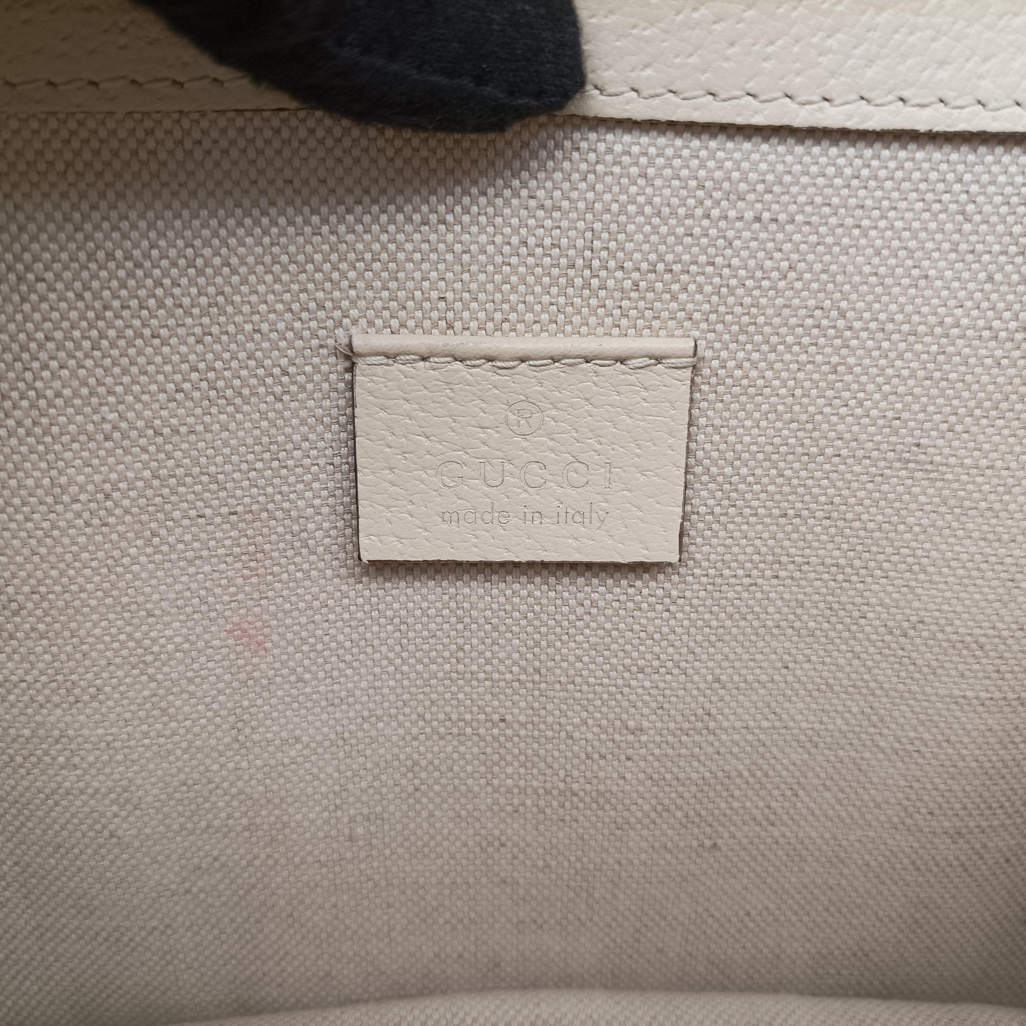 Secondhand Gucci Dionysus White Leather 421970 shoulderbag | stylenewstar