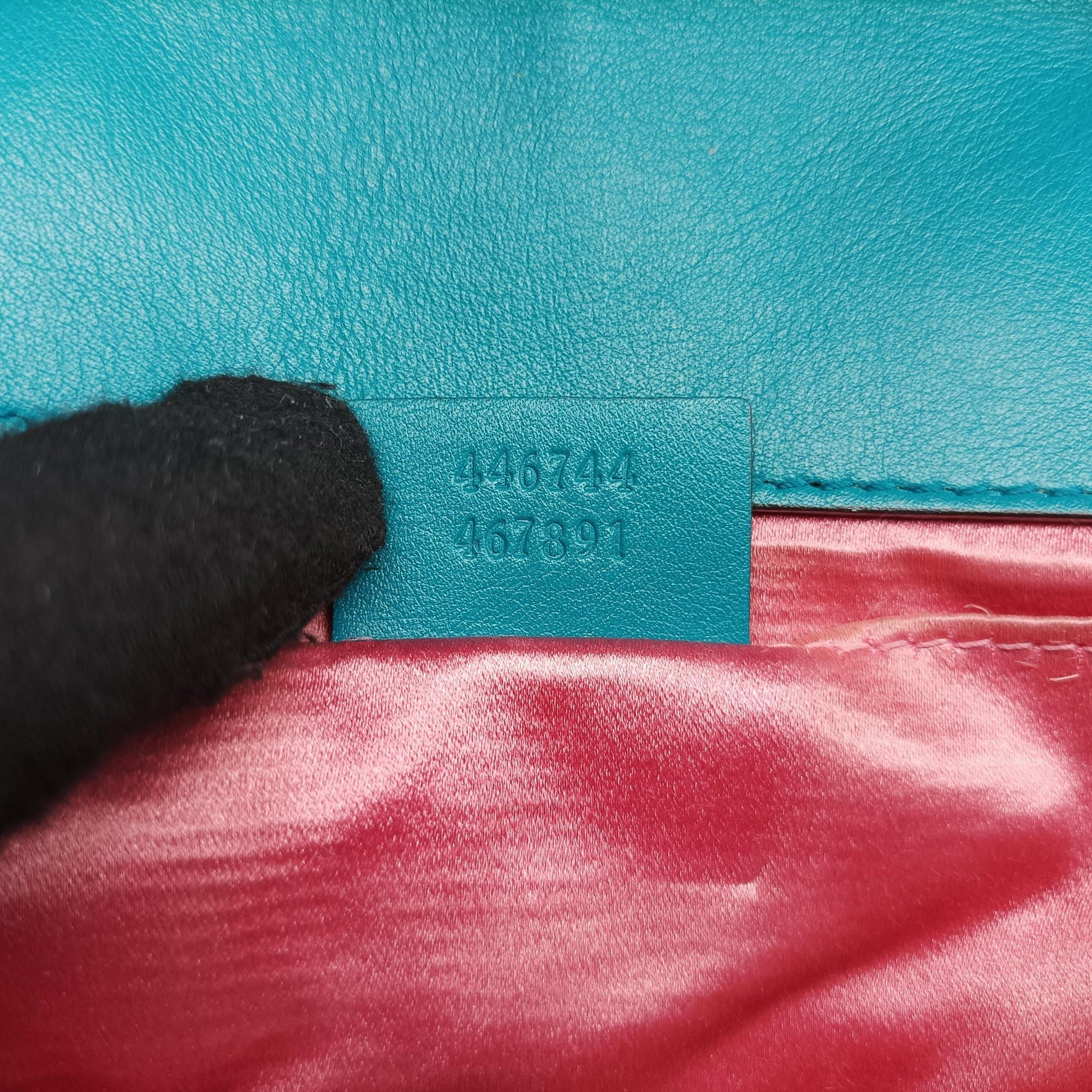 Pre-owned Gucci GG Marmont Blue velour 446744 shoulderbag | stylenewstar