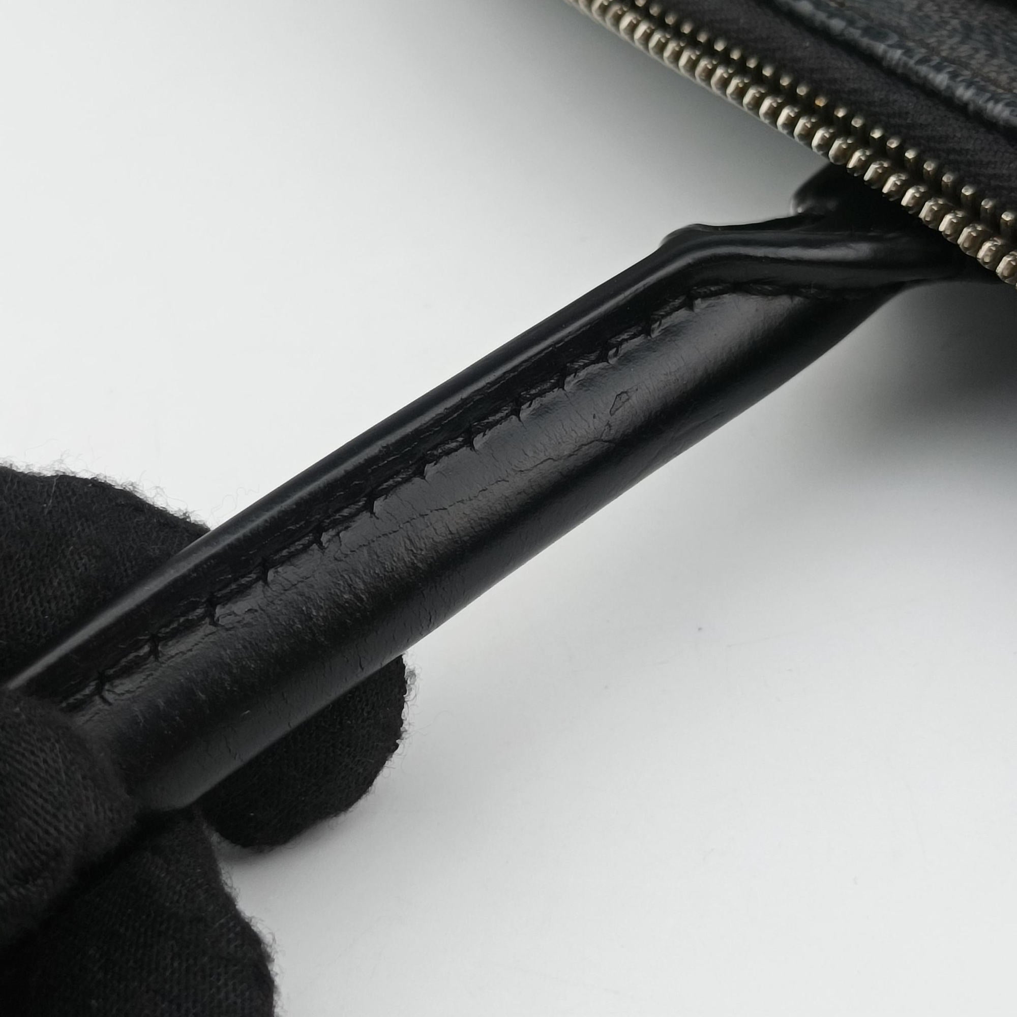 Pre-owned Louis Vuitton Porte Documents Jour Noir Damier Graphite N48224 handbag | stylenewstar