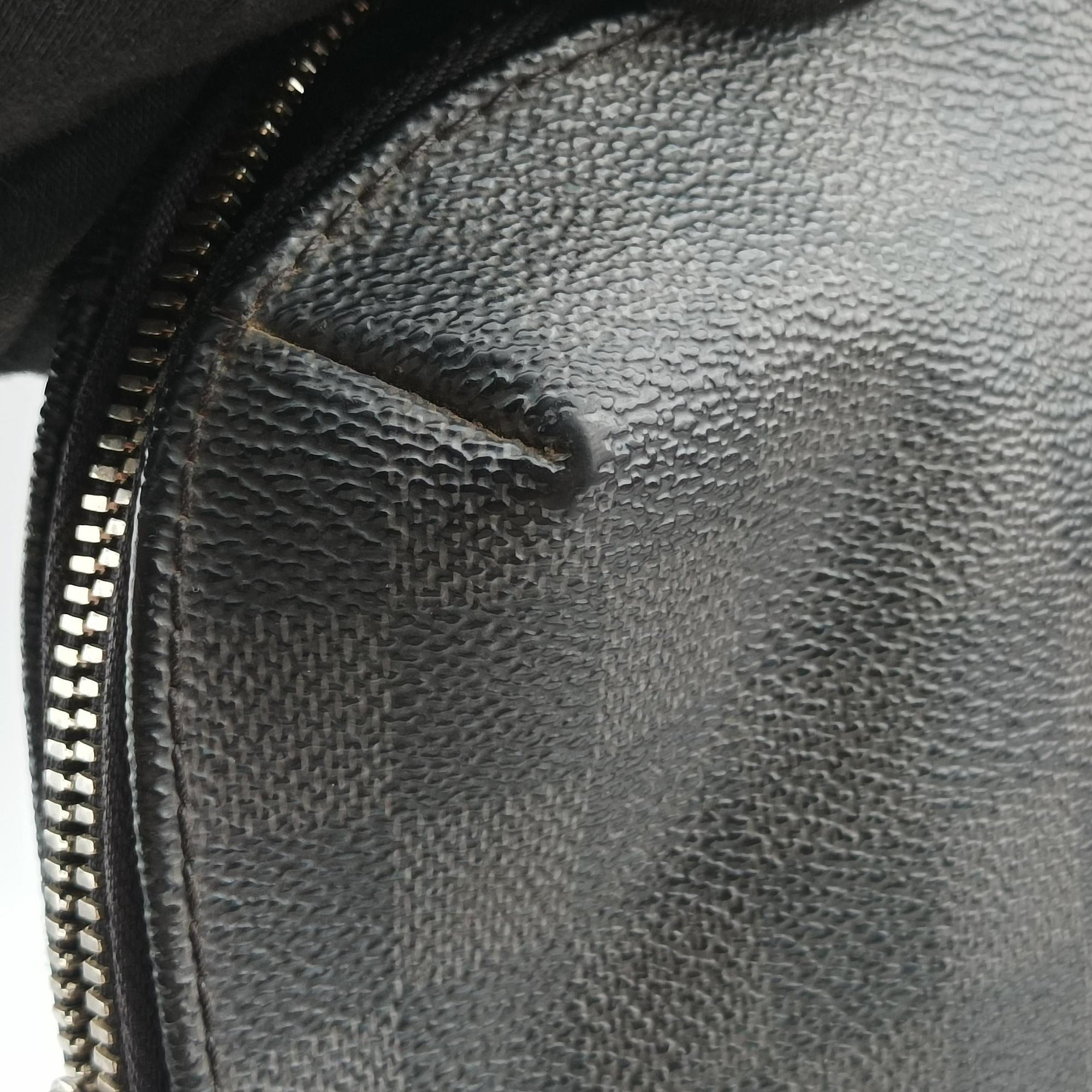 Pre-owned Louis Vuitton Porte Documents Jour Noir Damier Graphite N48224 handbag | stylenewstar