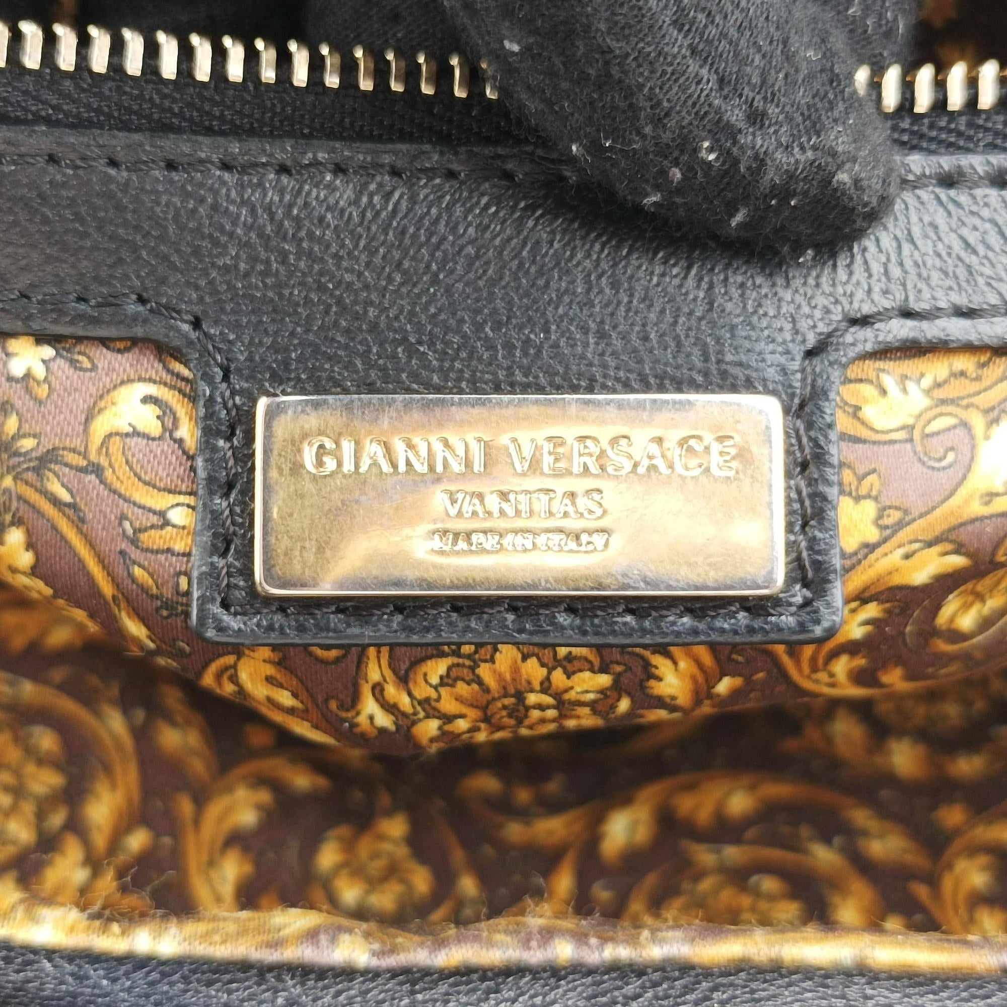 Pre-owned VERSACE Medusa Demetra Vanitas Satchel Black Leather  shoulderbag | stylenewstar