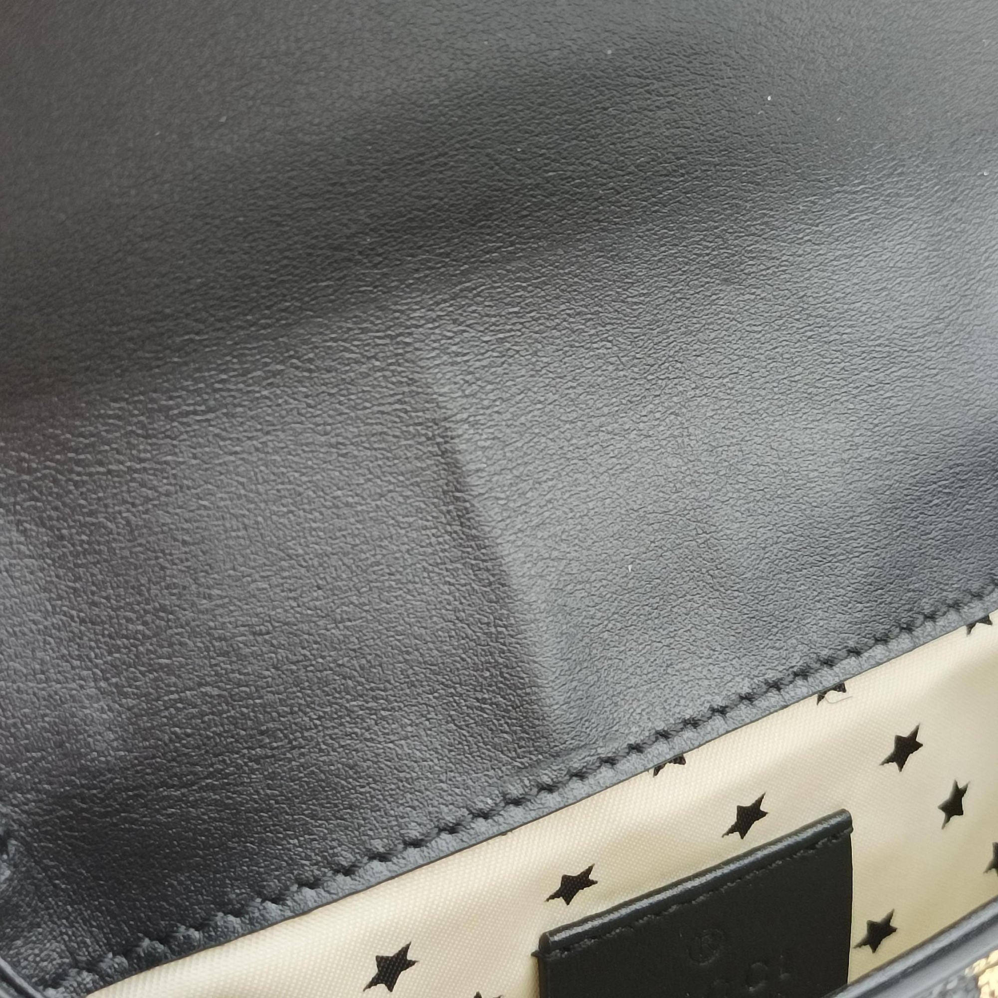 Vintage Gucci Metallic Crackle Golden×black Leather 605112 bum bag/waist bag | stylenewstar