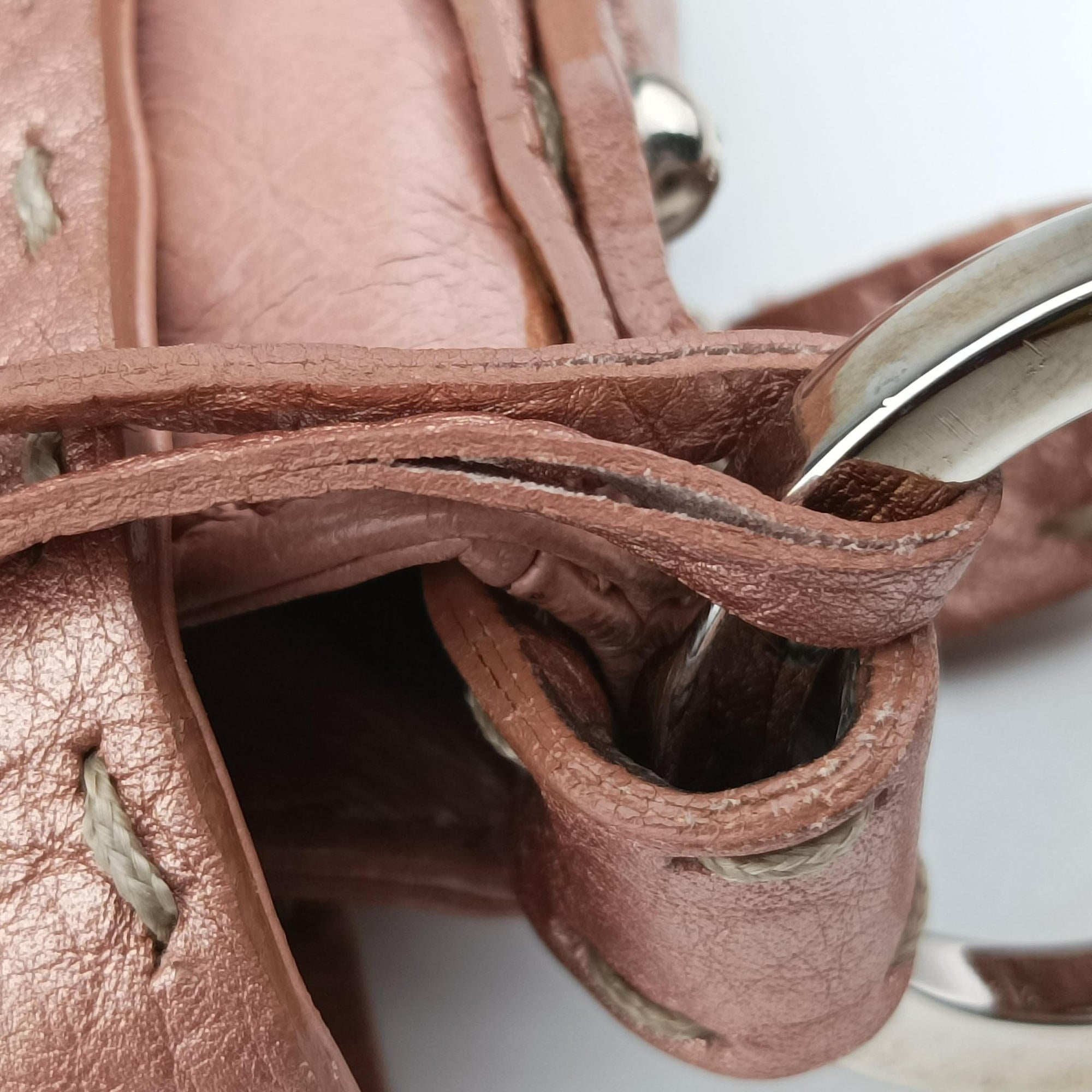 Vintage Fendi selleria flap Pink Leather 8BR356 shoulderbag | stylenewstar