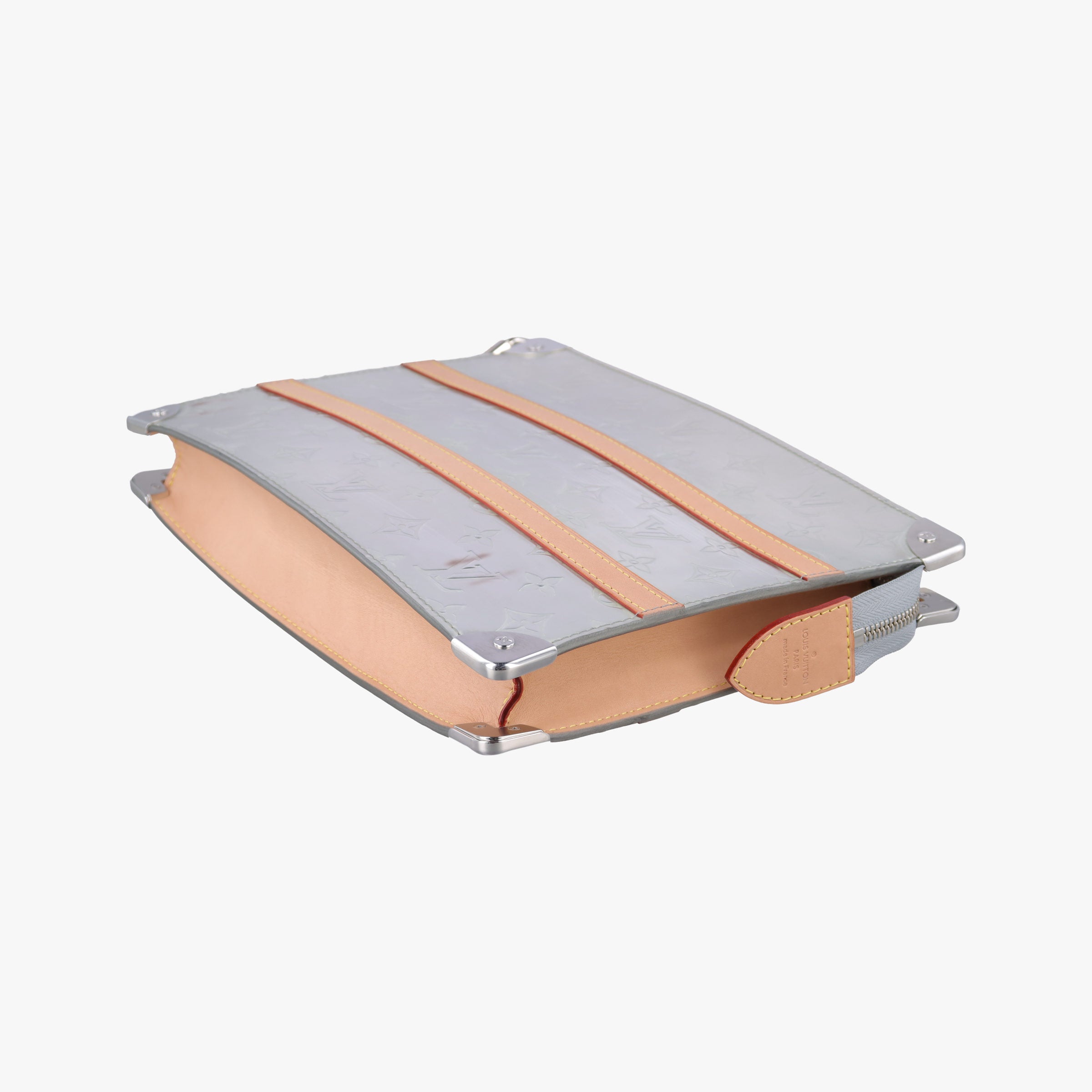 Pre-owned Louis Vuitton Monogram Mirror Handle Soft Trunk Silver Vernis M80807 clutchbag | stylenewstar
