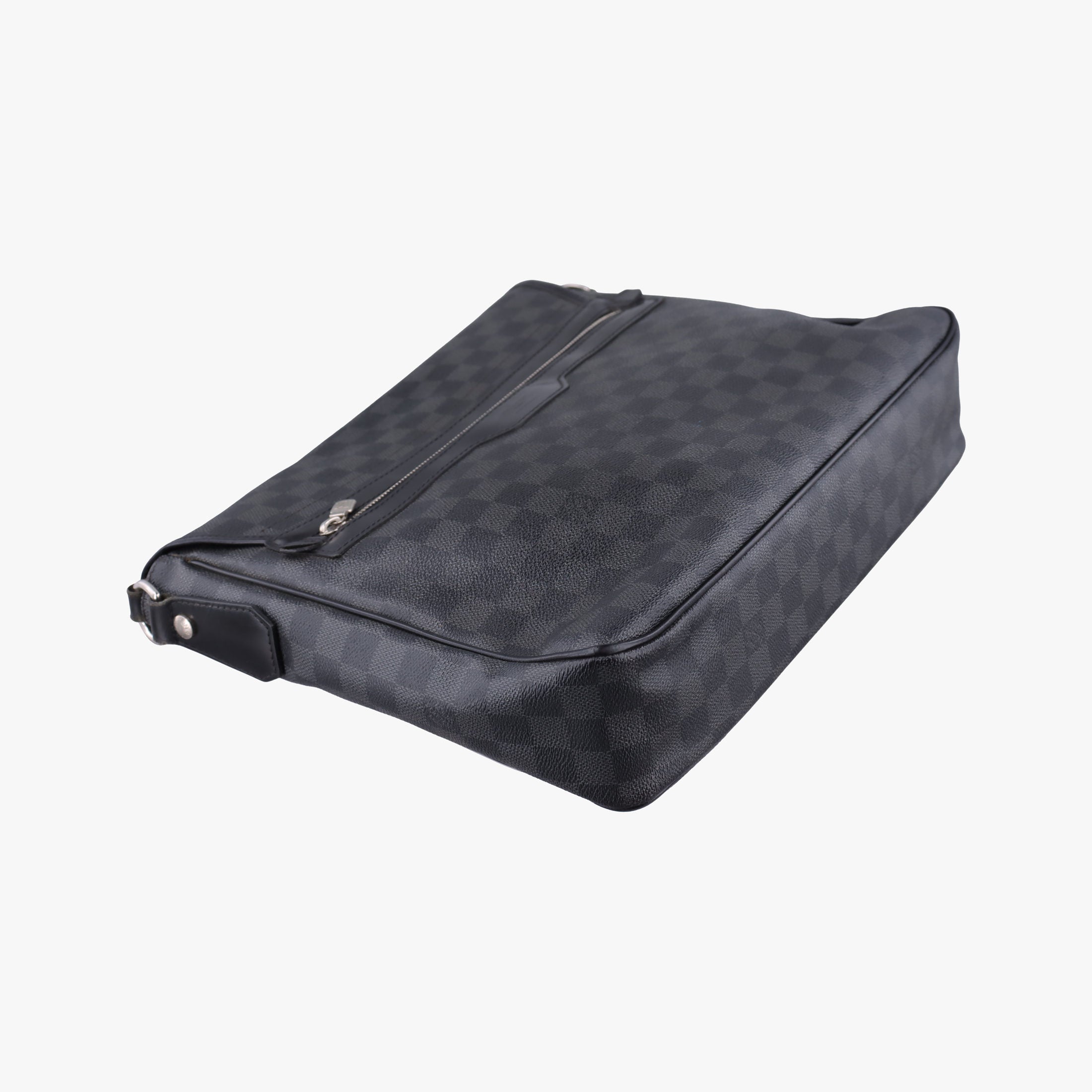 Pre-owned Louis Vuitton DANIEL MM Noir Damier GRAPHITE N58029 shoulderbag | stylenewstar