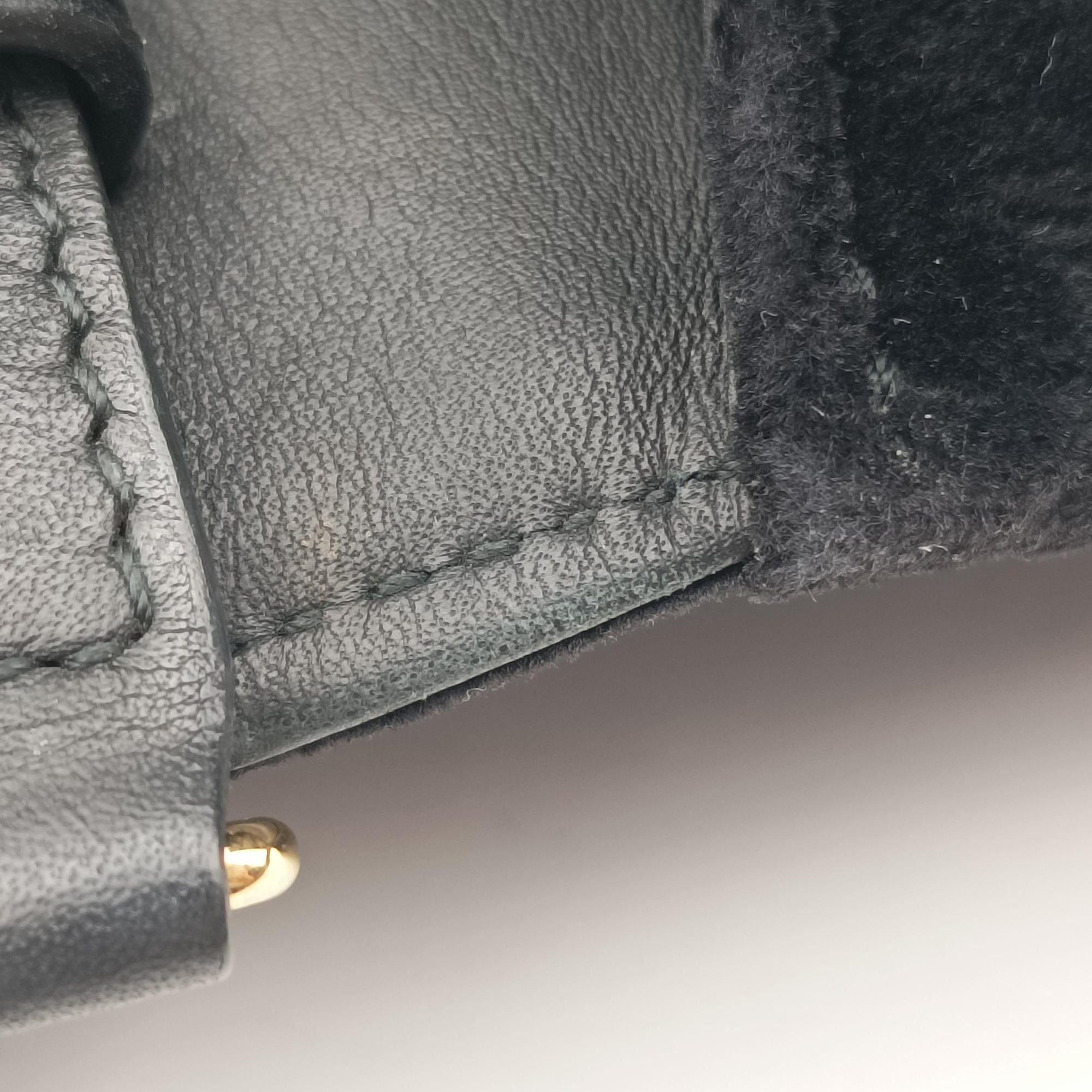 Pre-owned Gucci Square G Black velour 544242 shoulderbag | stylenewstar