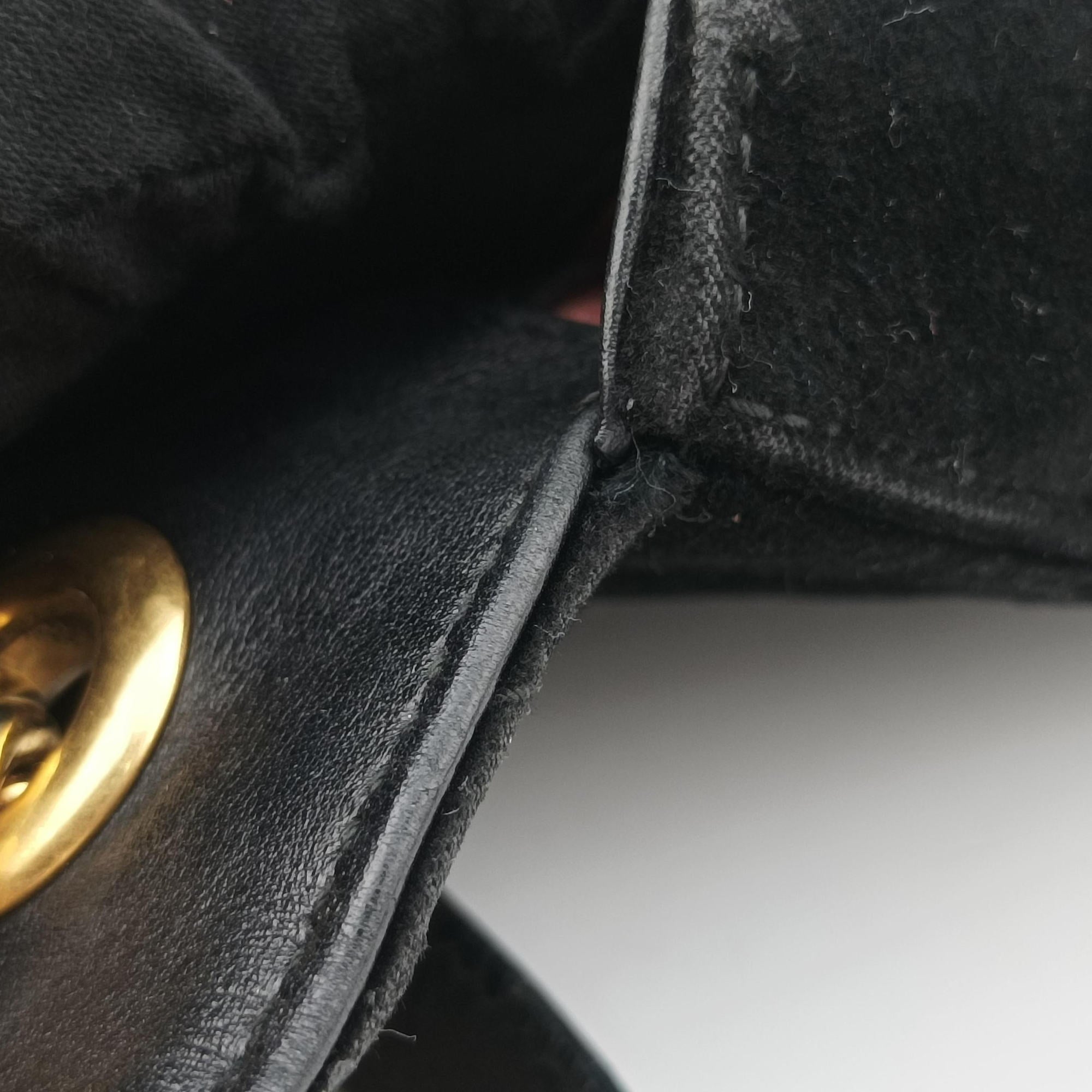 Pre-owned Gucci GG Marmont Black velour 443497 shoulderbag | stylenewstar